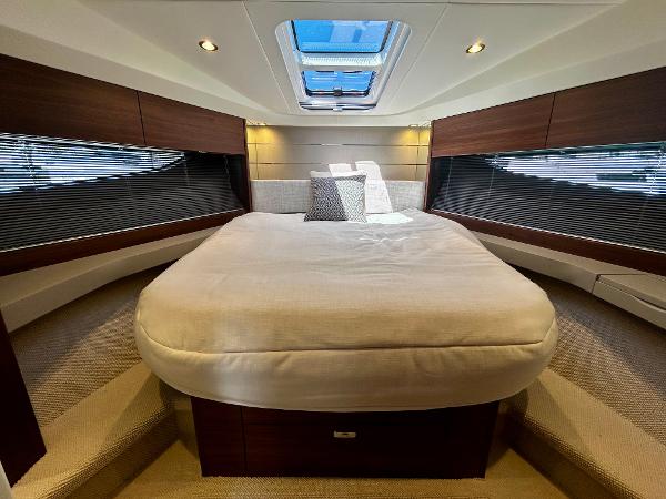 Princess Motor Yacht Sales - Used Princess V40