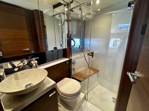Princess Motor Yacht Sales - Used Princess V40