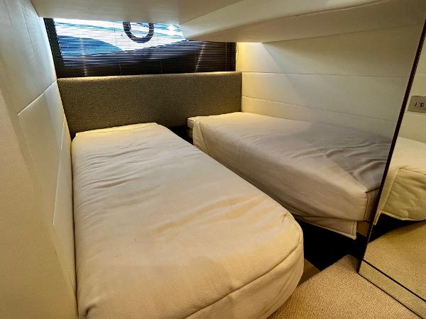 Princess Motor Yacht Sales - Used Princess V40