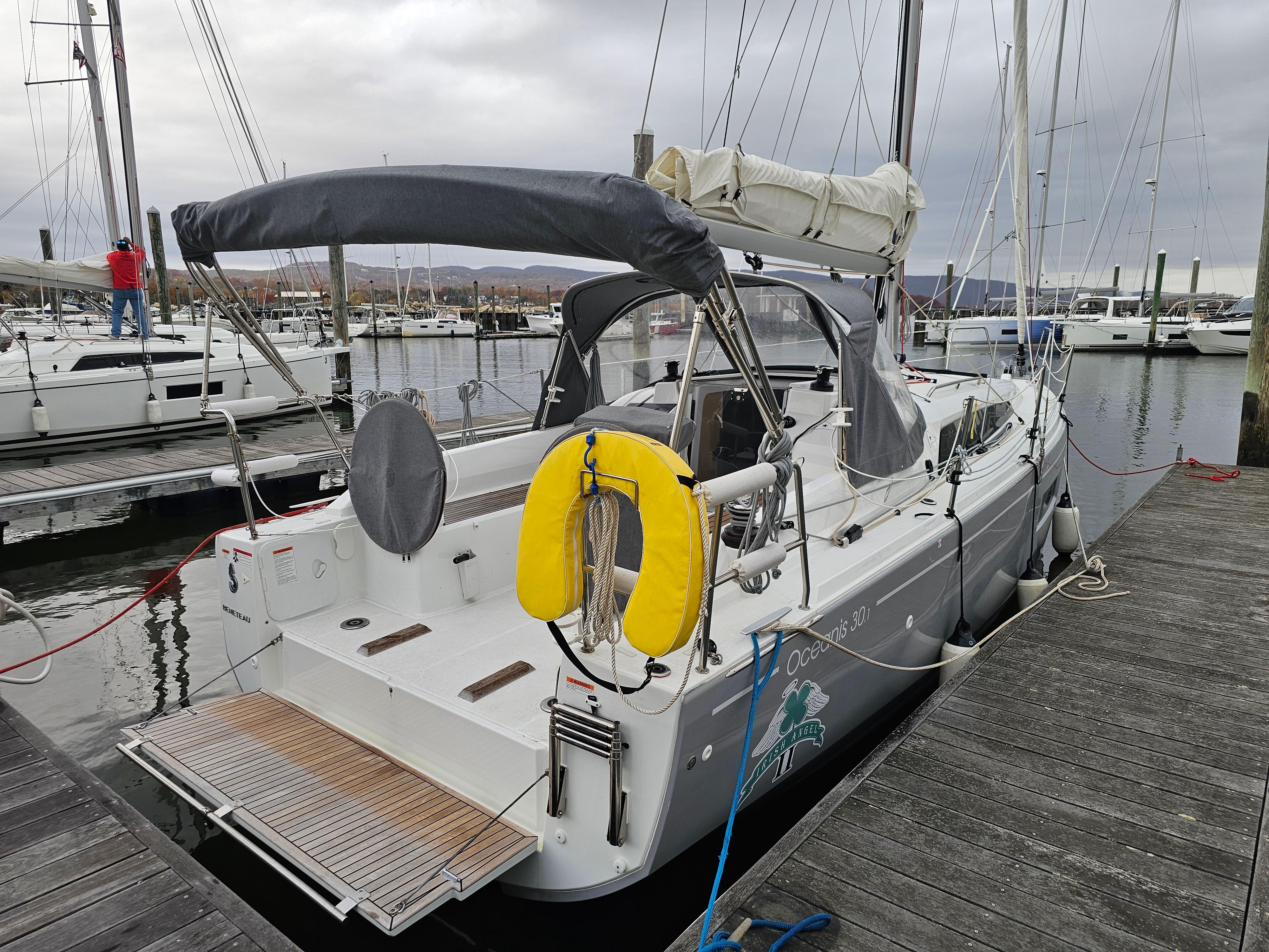 Yacht Photos Pics