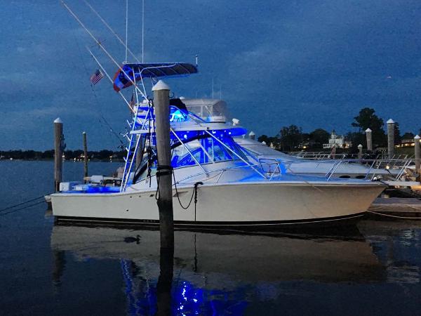 32' Luhrs, Listing Number 100884519, - Photo No. 4
