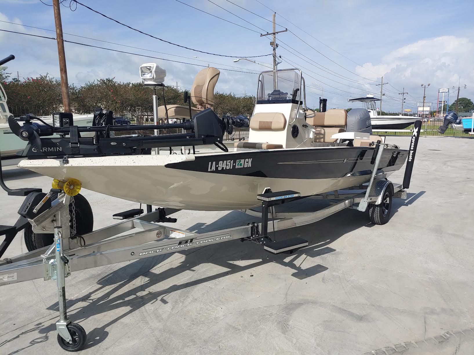 2020 Alumaweld boat for sale, model of the boat is Express H20 & Image # 8 of 12