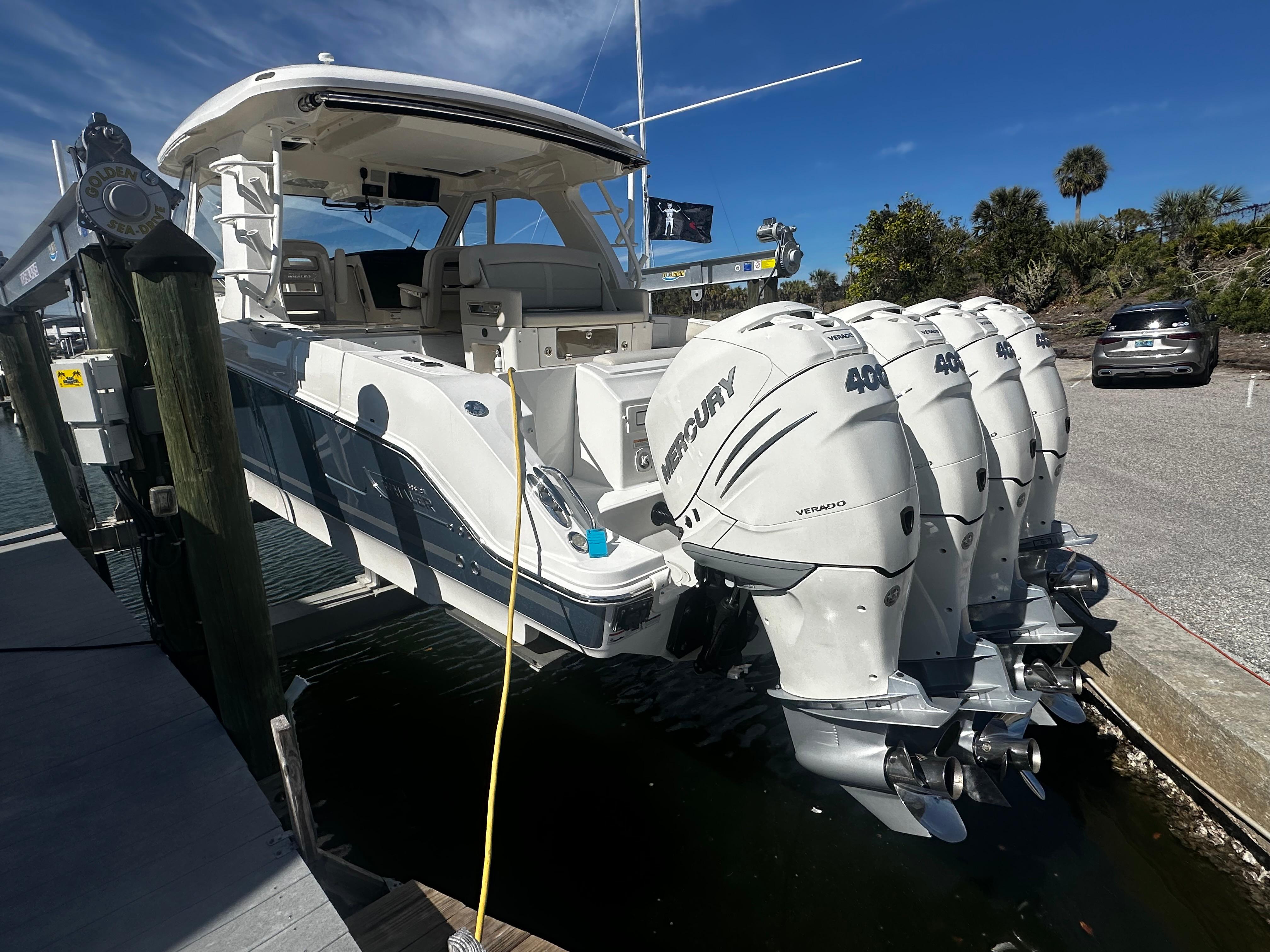 2021 Boston Whaler 380 Realm