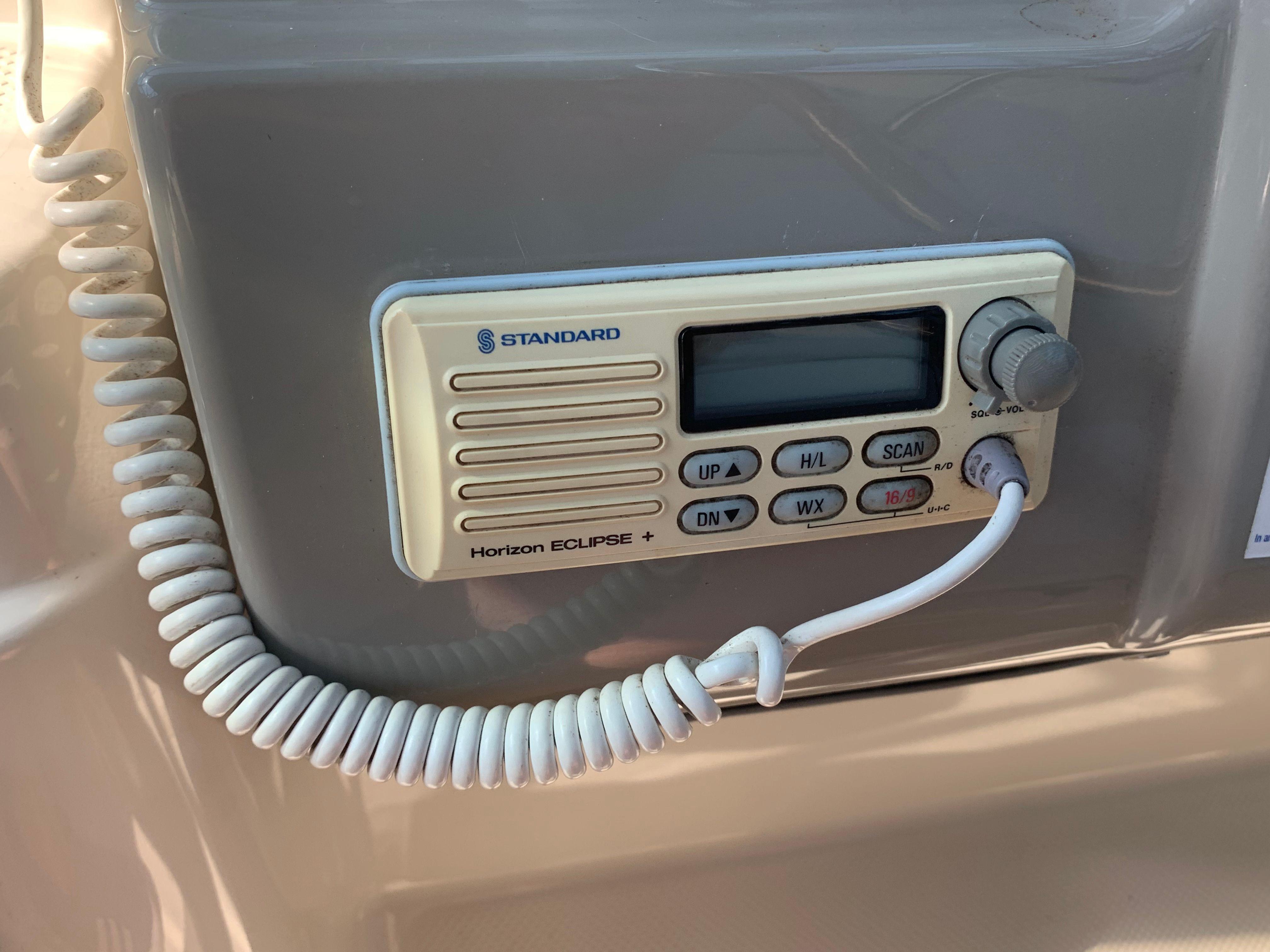 1998 Maxum 2800 SCR-20