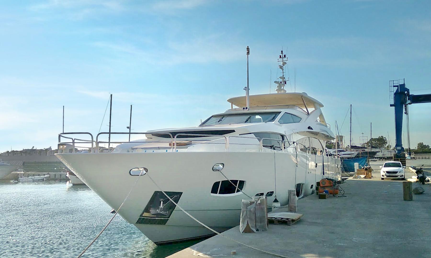 2010 Sunseeker 30 Metre Yacht