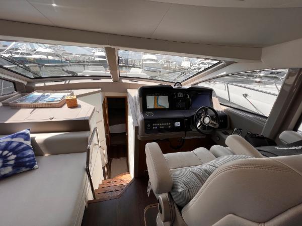 55' Sea Ray, Listing Number 100905343, - Photo No. 9