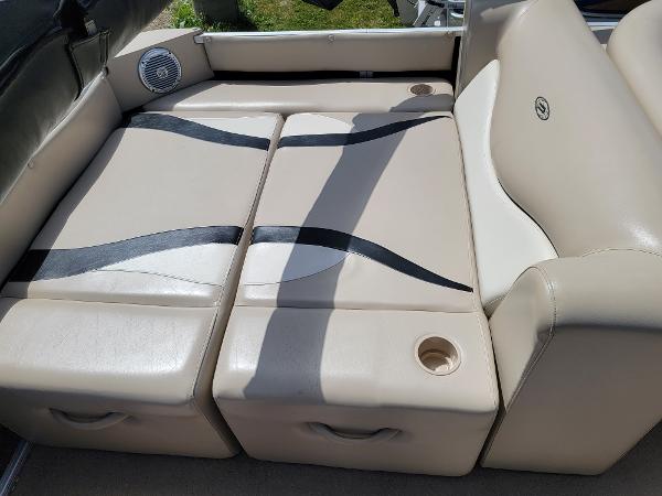 2011 Godfrey Pontoon boat for sale, model of the boat is sweetwater 220 & Image # 14 of 20
