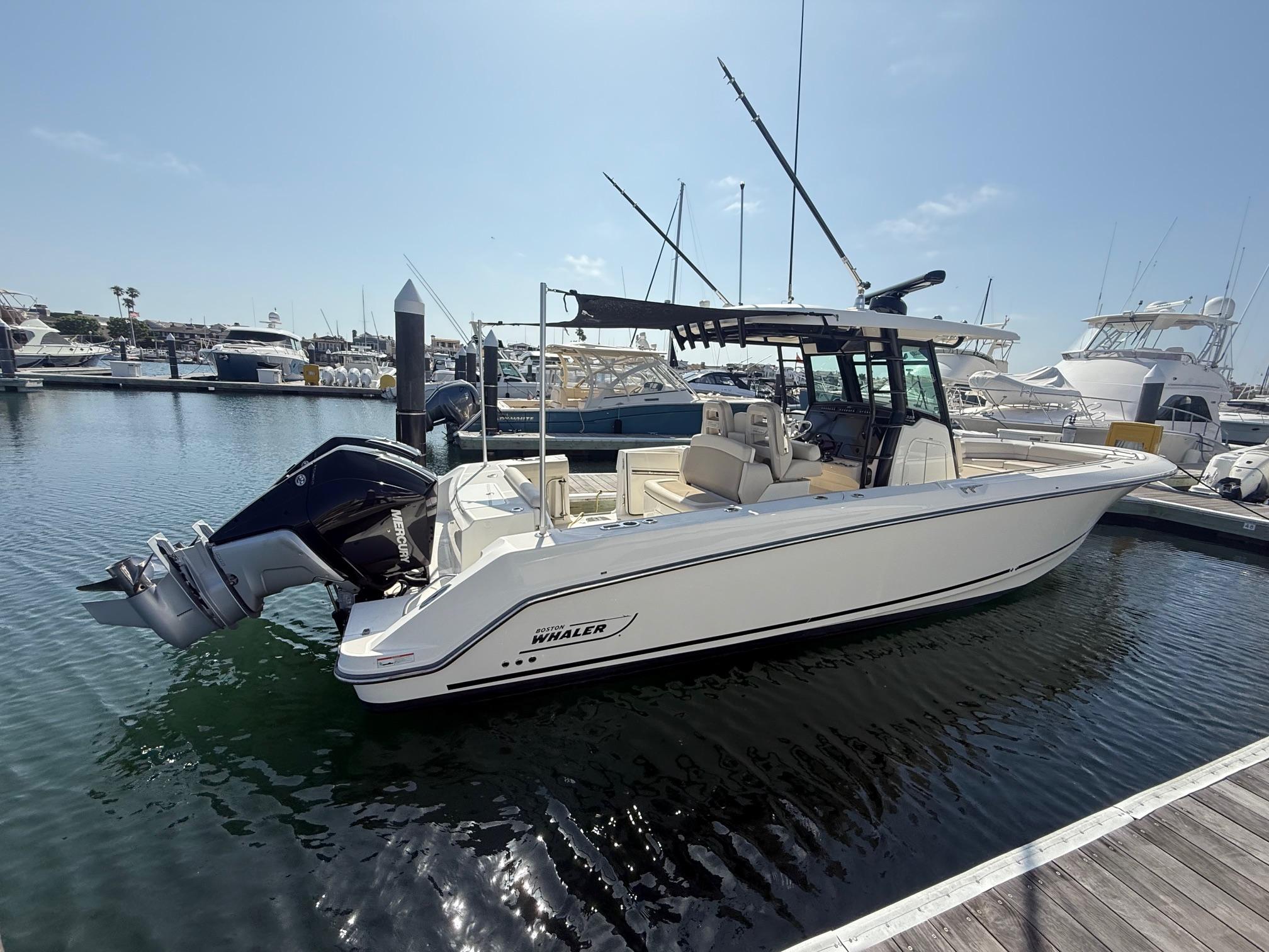2021 Boston Whaler 330 Outrage #TBBB1736A inventory image at Sun Country Marine Group, Newport Beach 2021 Boston Whaler 330 Outrage #TBBB1736A inventory image at Sun Country Marine Group, Newport Beach