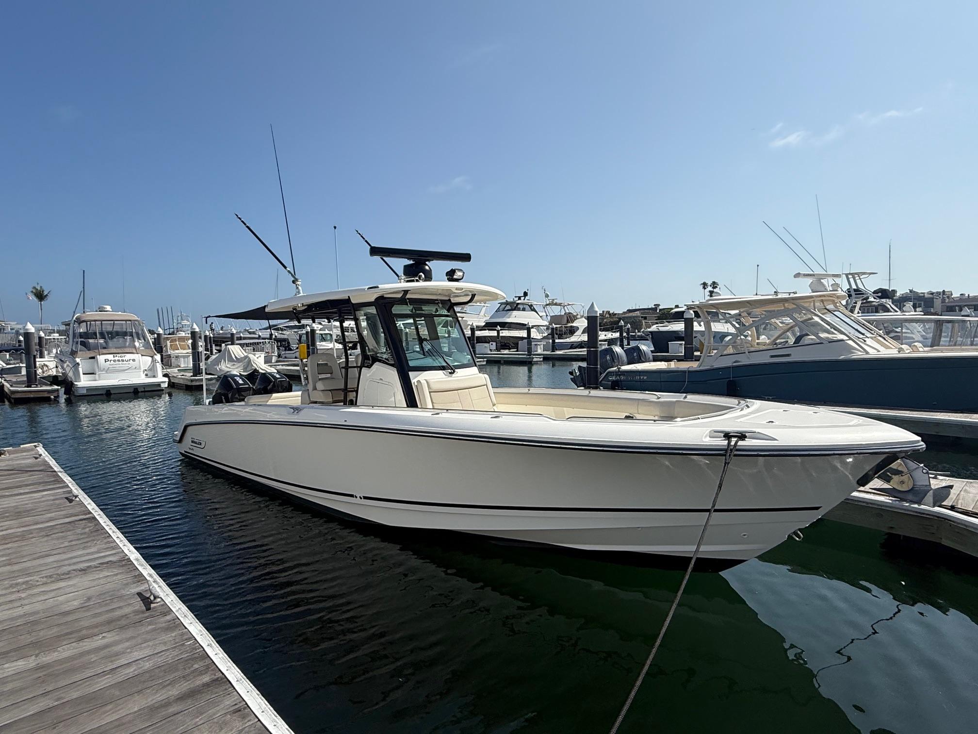 2021 Boston Whaler 330 Outrage #TBBB1736A inventory image at Sun Country Marine Group, Newport Beach 2021 Boston Whaler 330 Outrage #TBBB1736A inventory image at Sun Country Marine Group, Newport Beach