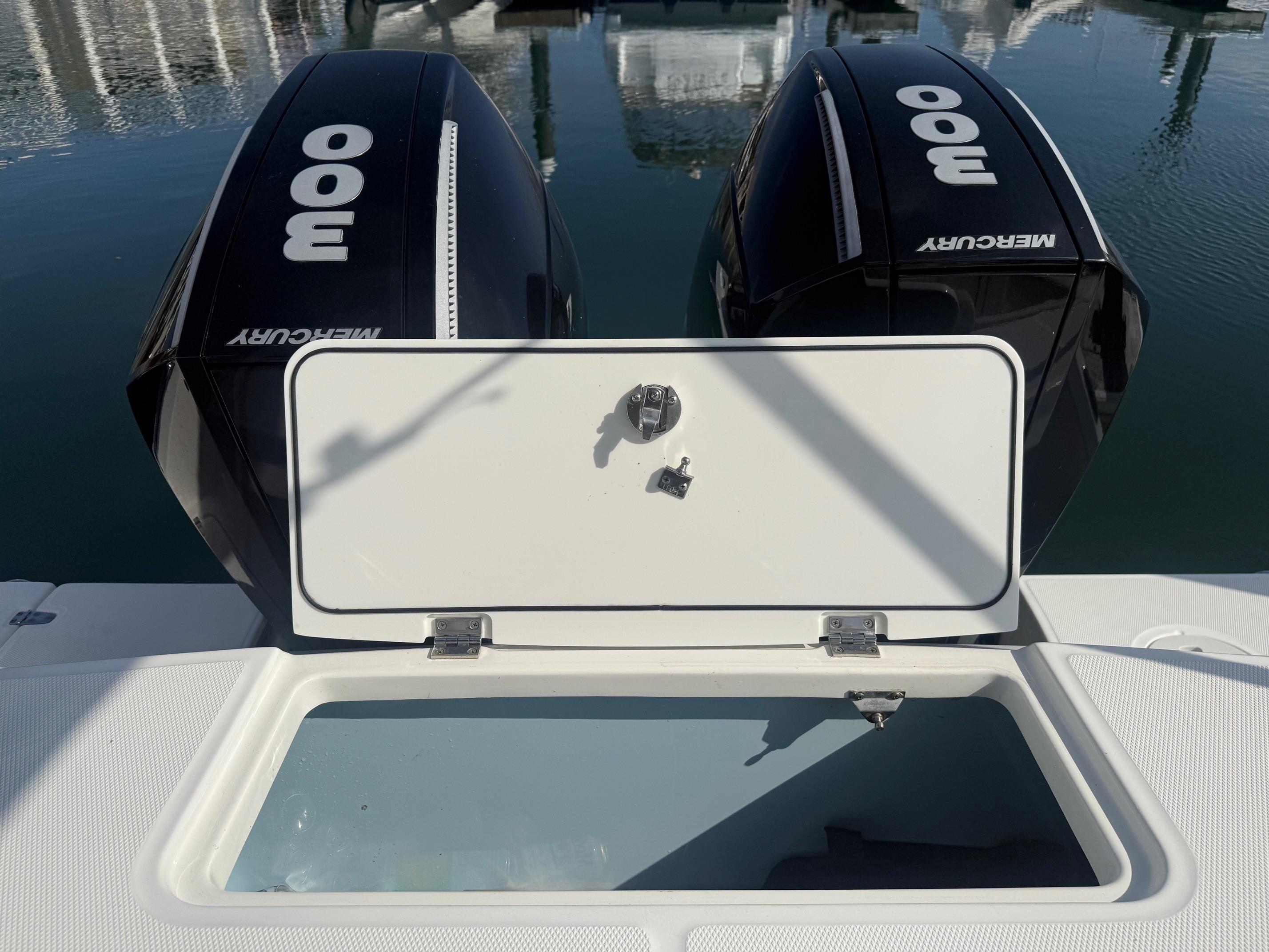 2021 Boston Whaler 330 Outrage #TBBB1736A inventory image at Sun Country Marine Group, Newport Beach 2021 Boston Whaler 330 Outrage #TBBB1736A inventory image at Sun Country Marine Group, Newport Beach
