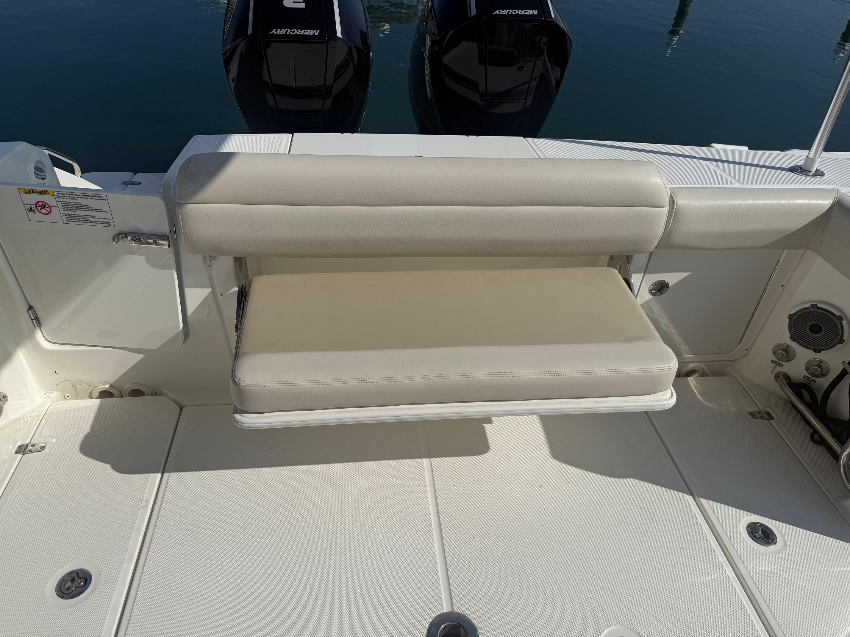 2021 Boston Whaler 330 Outrage #TBBB1736A inventory image at Sun Country Marine Group, Newport Beach 2021 Boston Whaler 330 Outrage #TBBB1736A inventory image at Sun Country Marine Group, Newport Beach