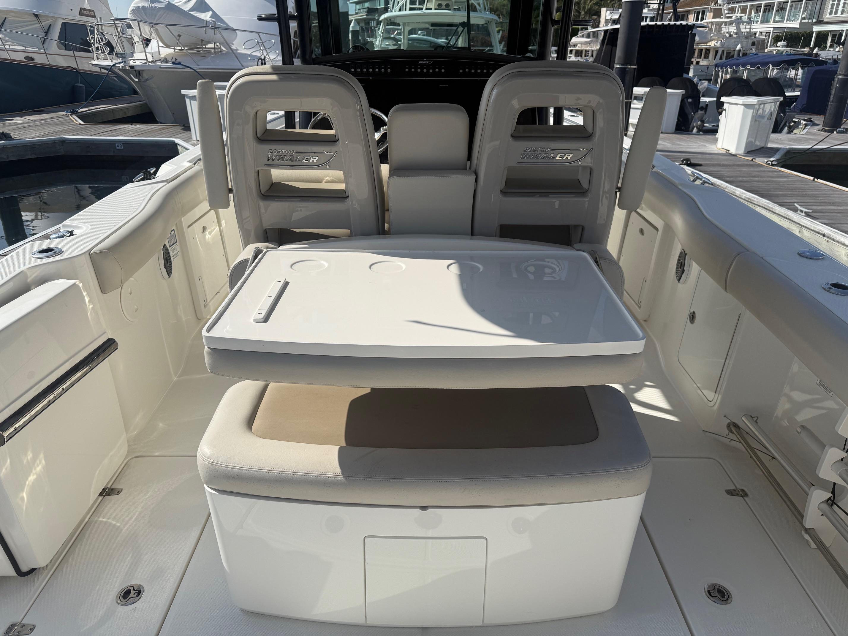 2021 Boston Whaler 330 Outrage #TBBB1736A inventory image at Sun Country Marine Group, Newport Beach 2021 Boston Whaler 330 Outrage #TBBB1736A inventory image at Sun Country Marine Group, Newport Beach
