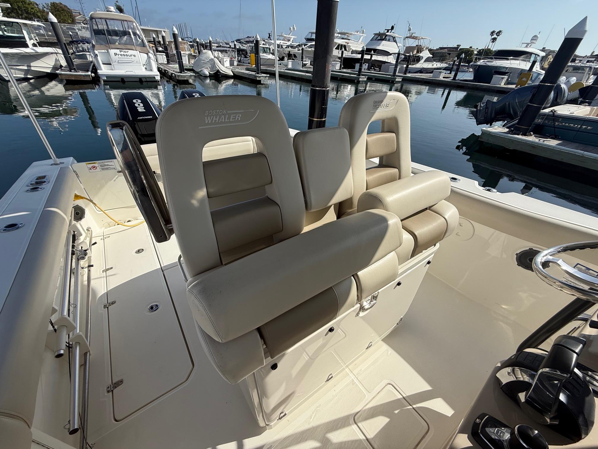 2021 Boston Whaler 330 Outrage #TBBB1736A inventory image at Sun Country Marine Group, Newport Beach 2021 Boston Whaler 330 Outrage #TBBB1736A inventory image at Sun Country Marine Group, Newport Beach