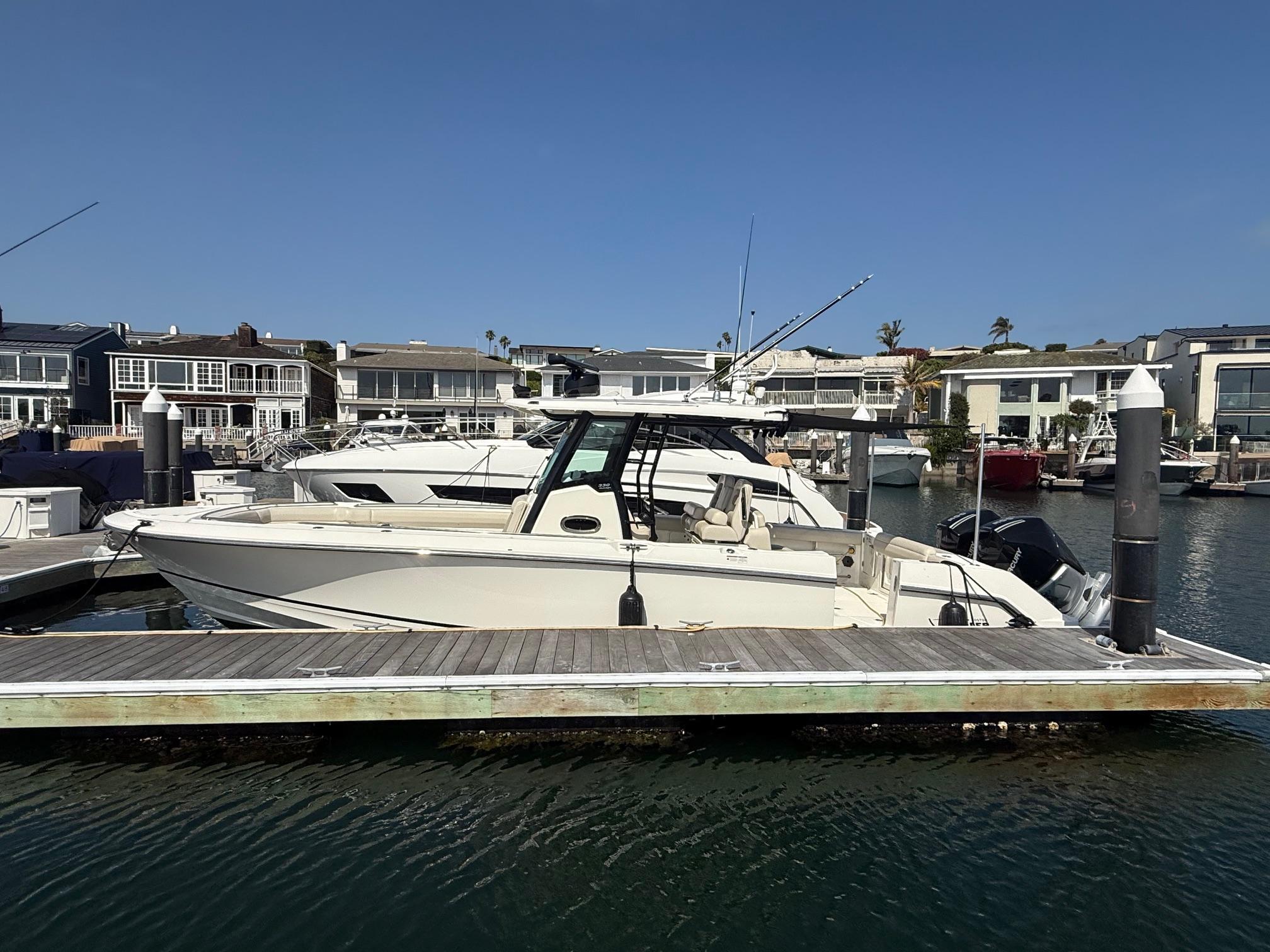 2021 Boston Whaler 330 Outrage #TBBB1736A inventory image at Sun Country Marine Group, Newport Beach 2021 Boston Whaler 330 Outrage #TBBB1736A inventory image at Sun Country Marine Group, Newport Beach
