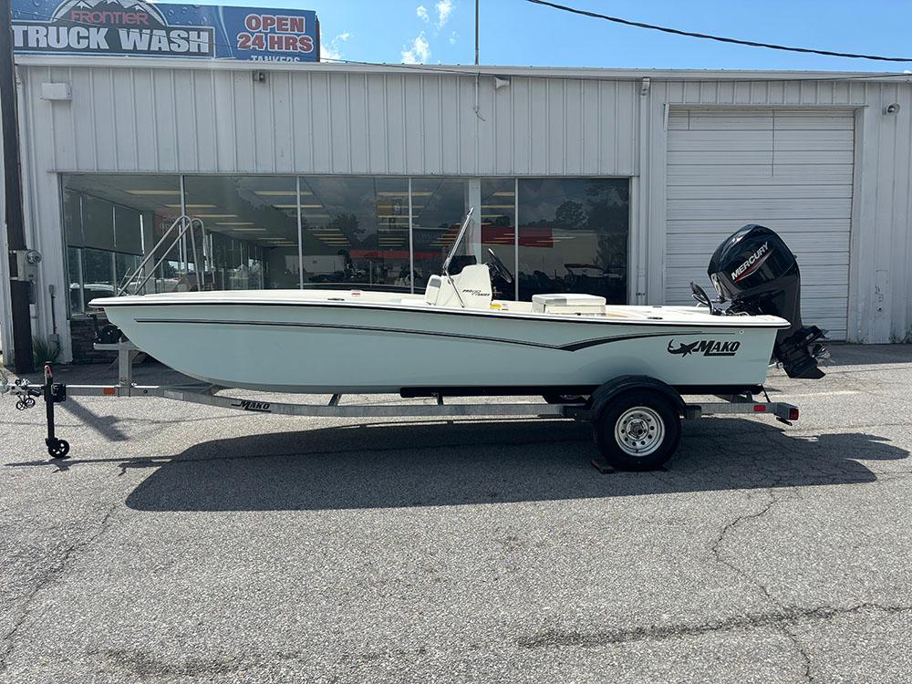2025 Mako Pro Skiff 17 CC