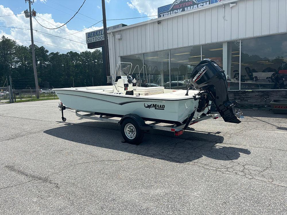 2025 Mako Pro Skiff 17 CC