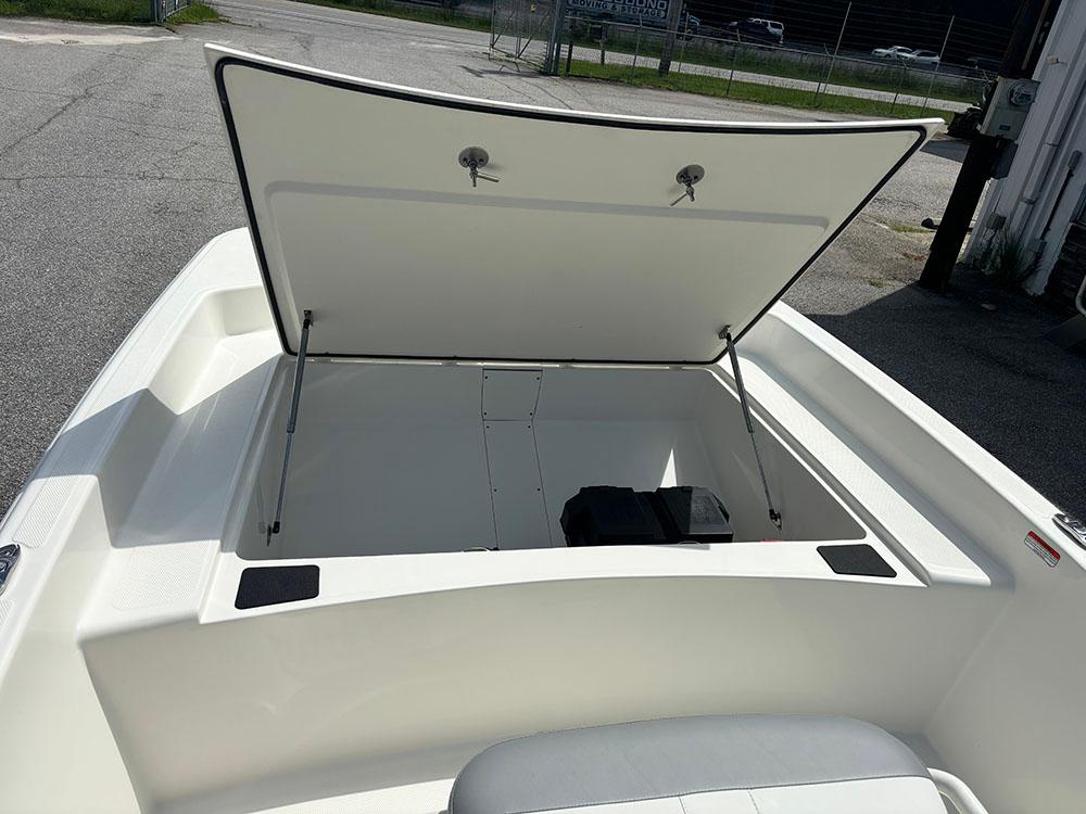 2025 Mako Pro Skiff 17 CC