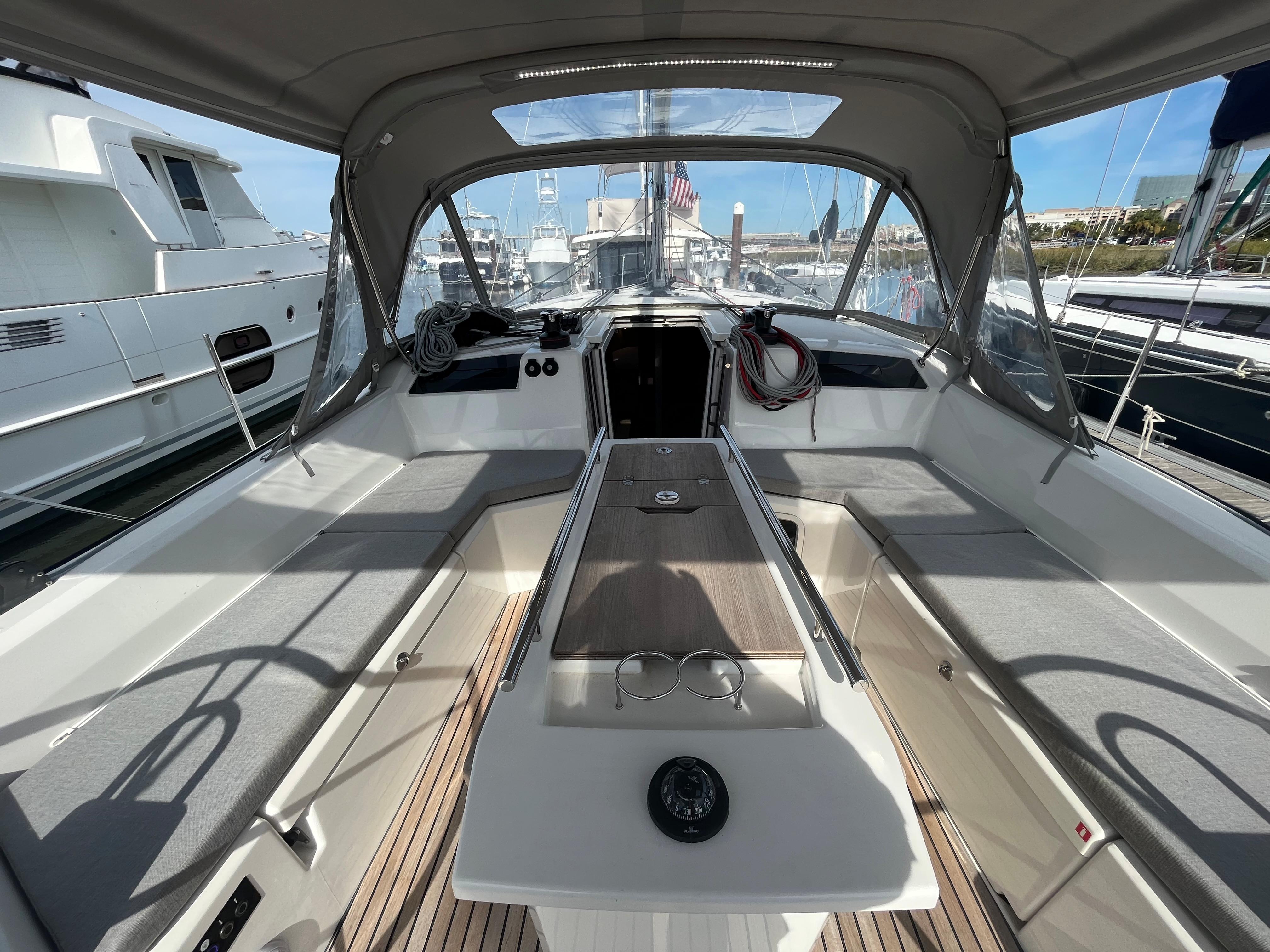 Yacht Photos Pics