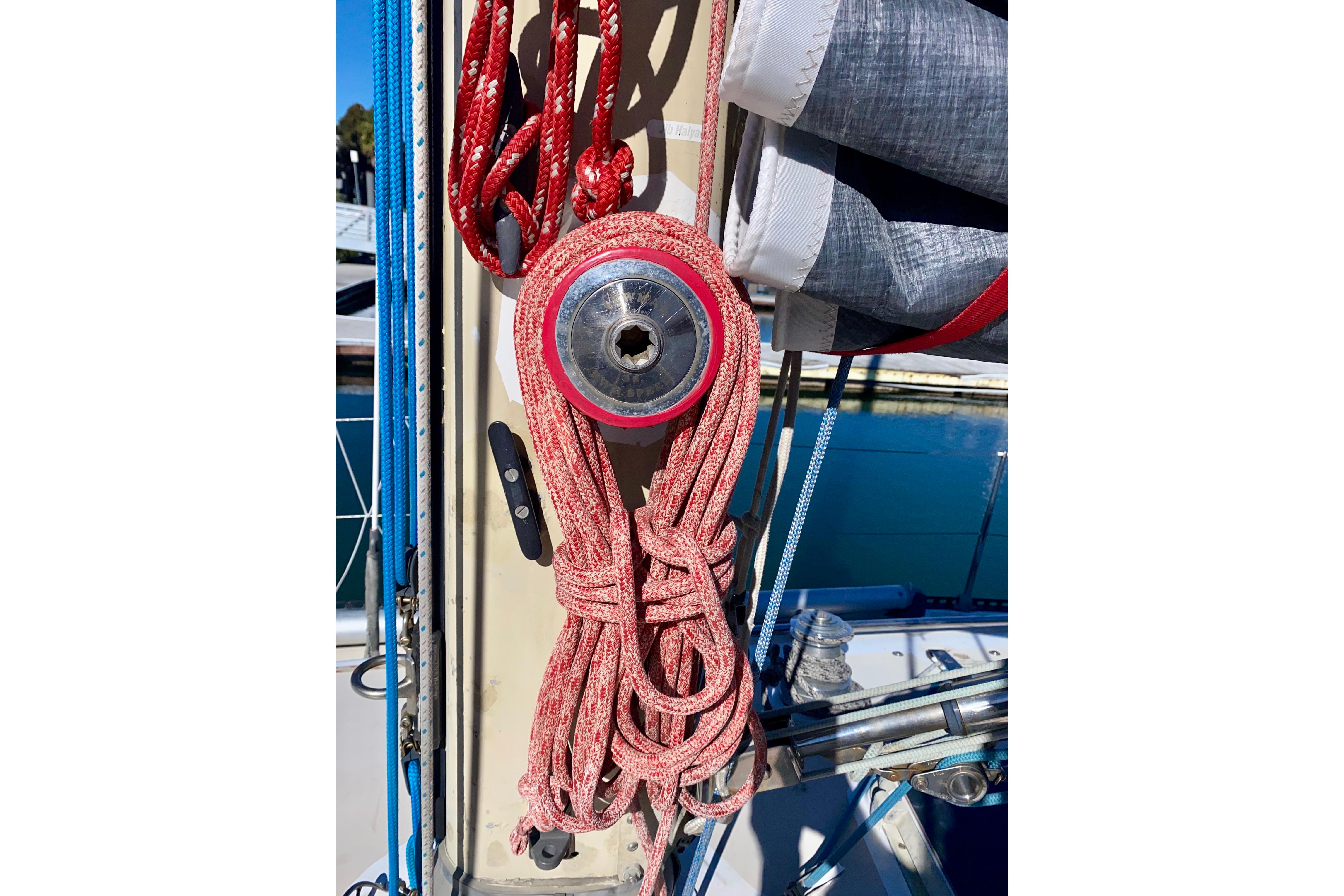 Port Jib Halyard