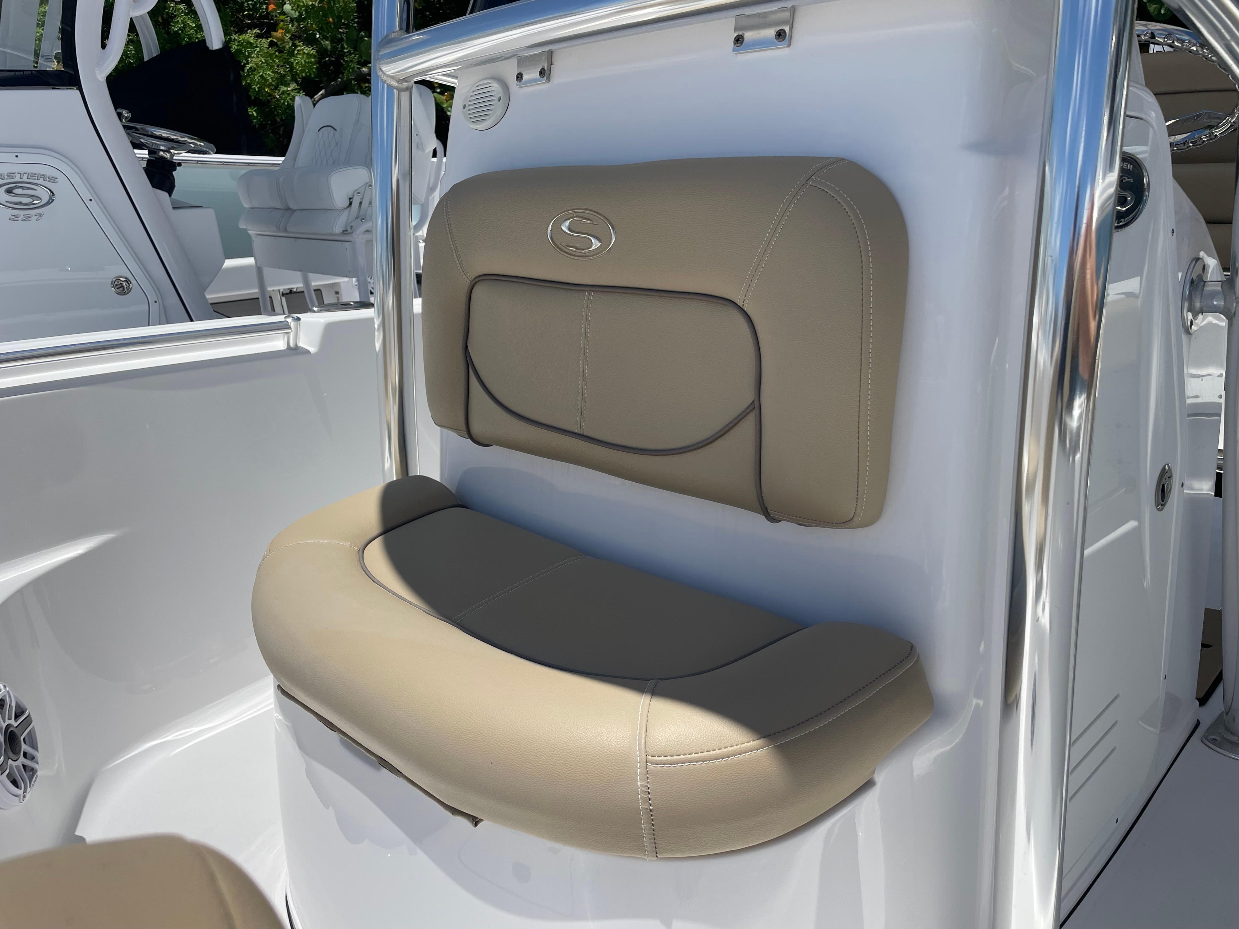 2017 Sportsman Open 212 Center Console-8