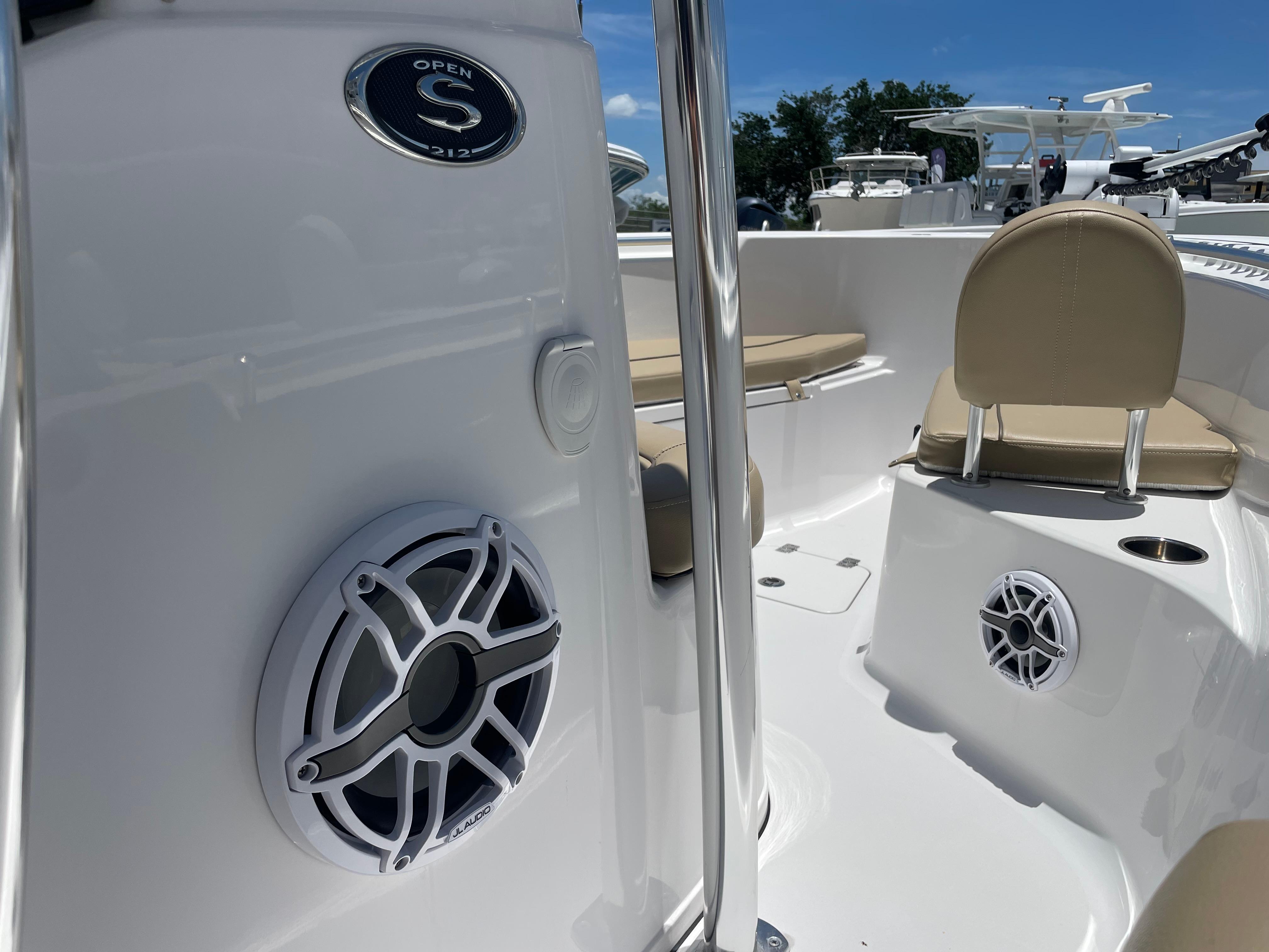 2017 Sportsman Open 212 Center Console-13