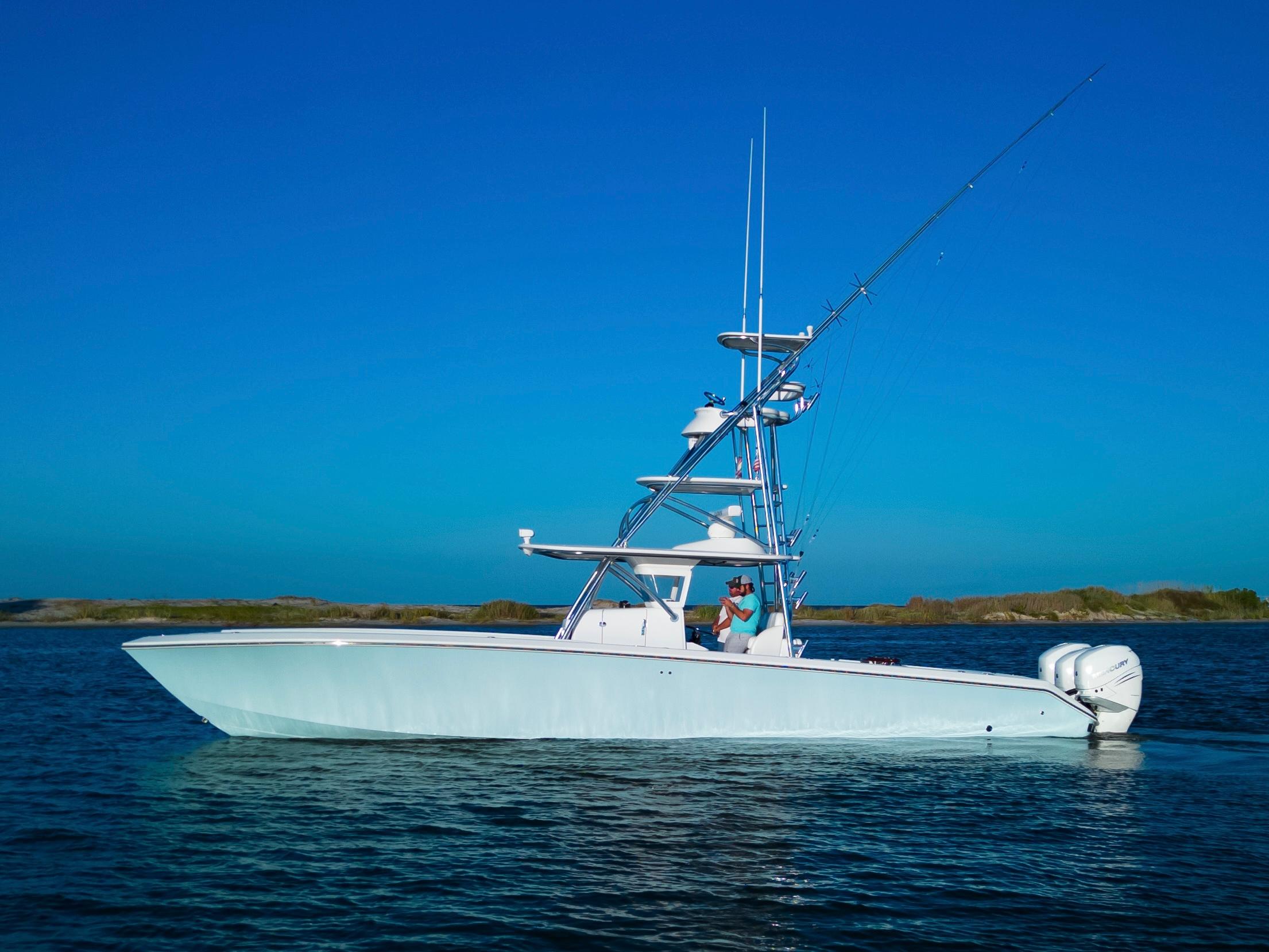 Bahama 41 Blue Bird - Profile