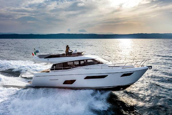 2018 Ferretti Yachts 450
