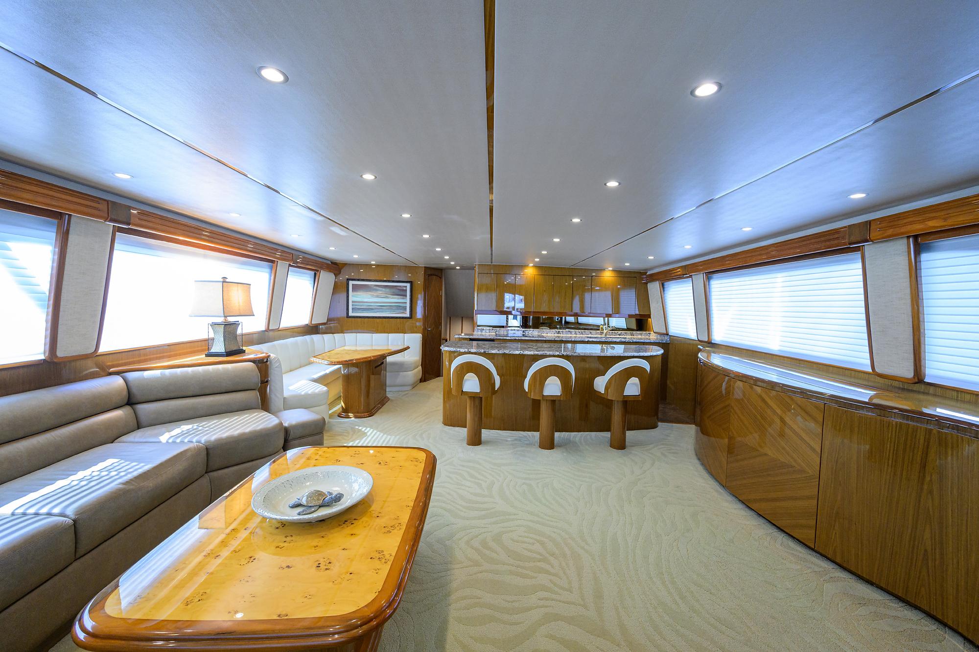 2013-viking-82-convertible-power-9771873-20250425114239785-1_XLARGE