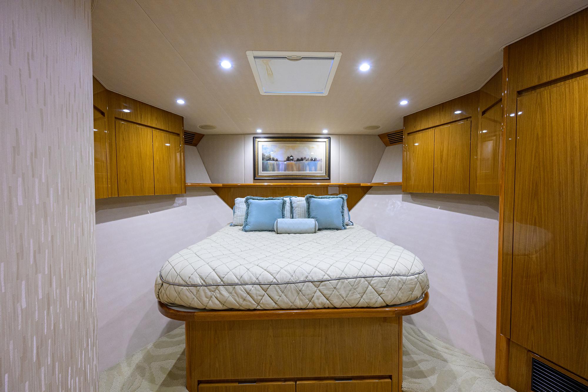 2013-viking-82-convertible-power-9771873-20250425114818862-1_XLARGE