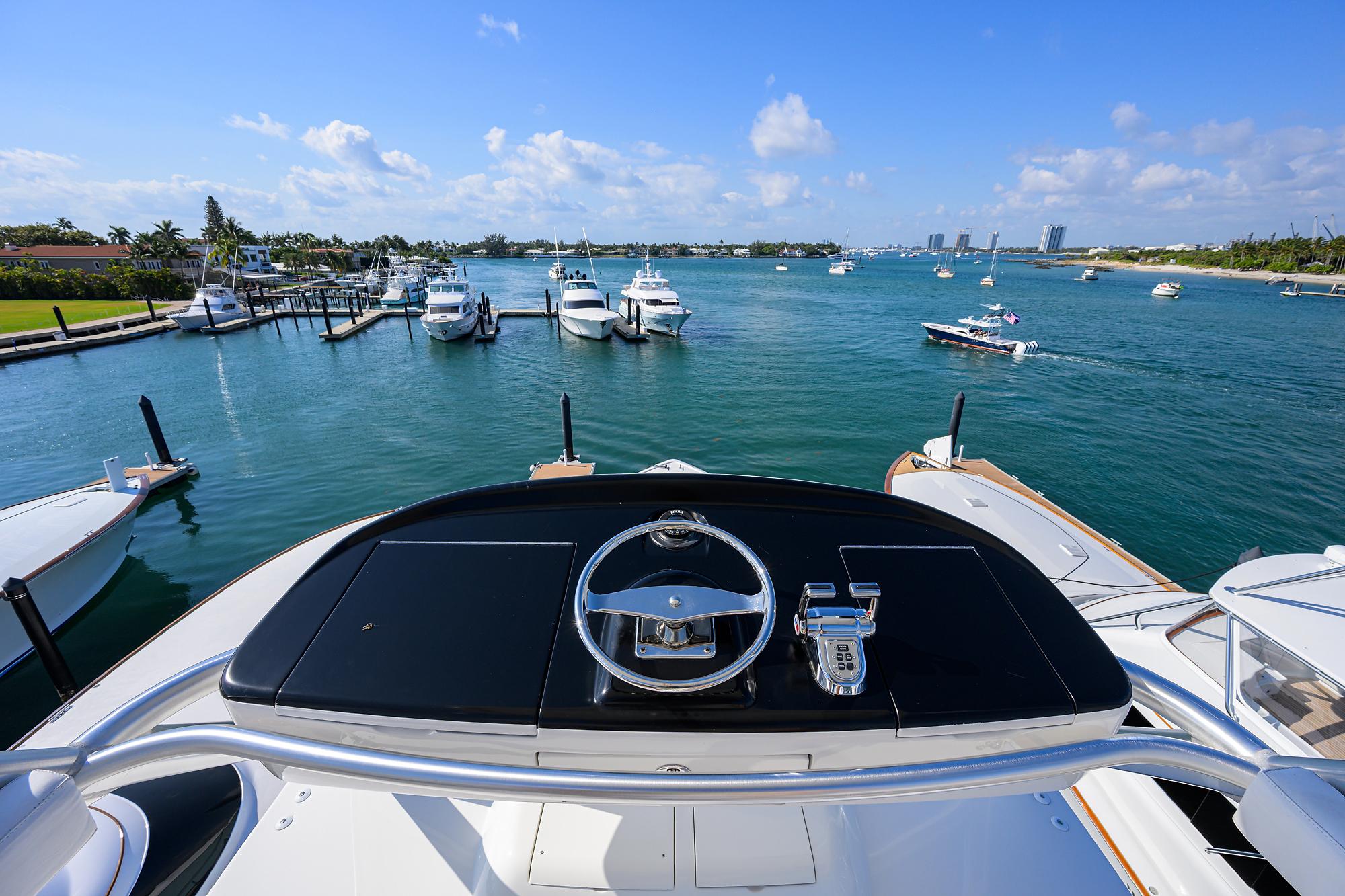 2013-viking-82-convertible-power-9771873-20250425120718477-1_XLARGE
