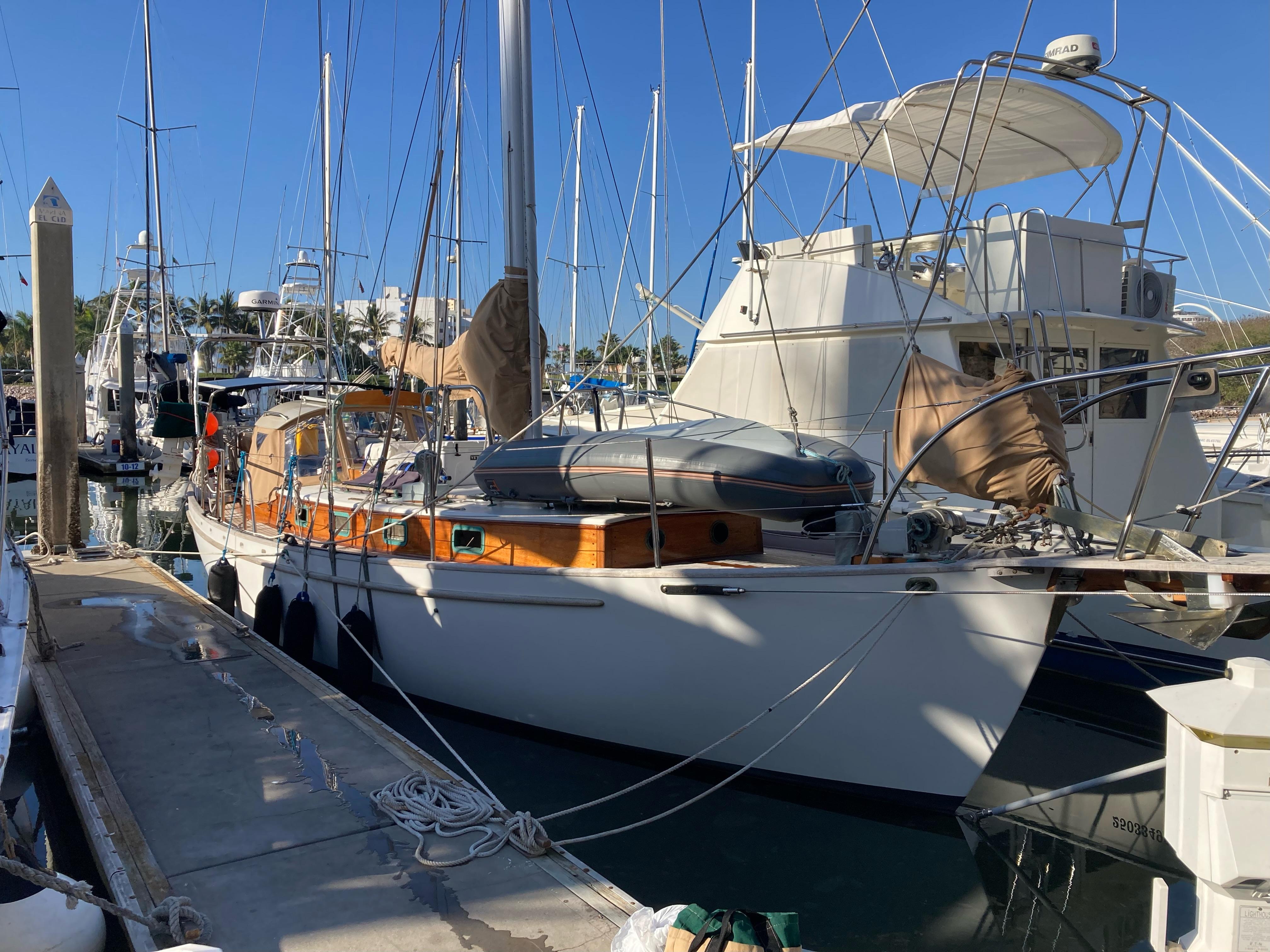 Makai Yacht For Sale 