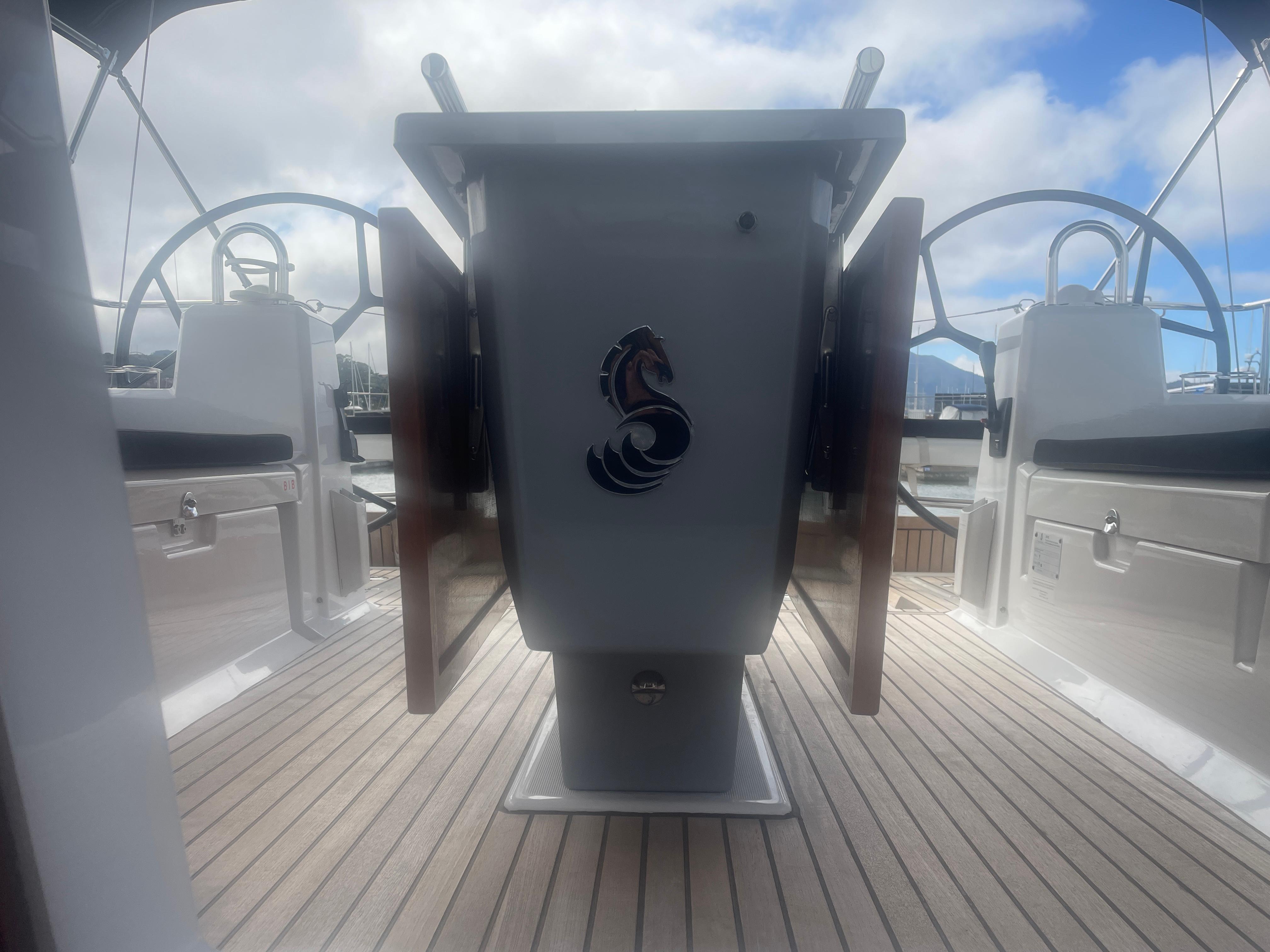 Yacht Photos Pics