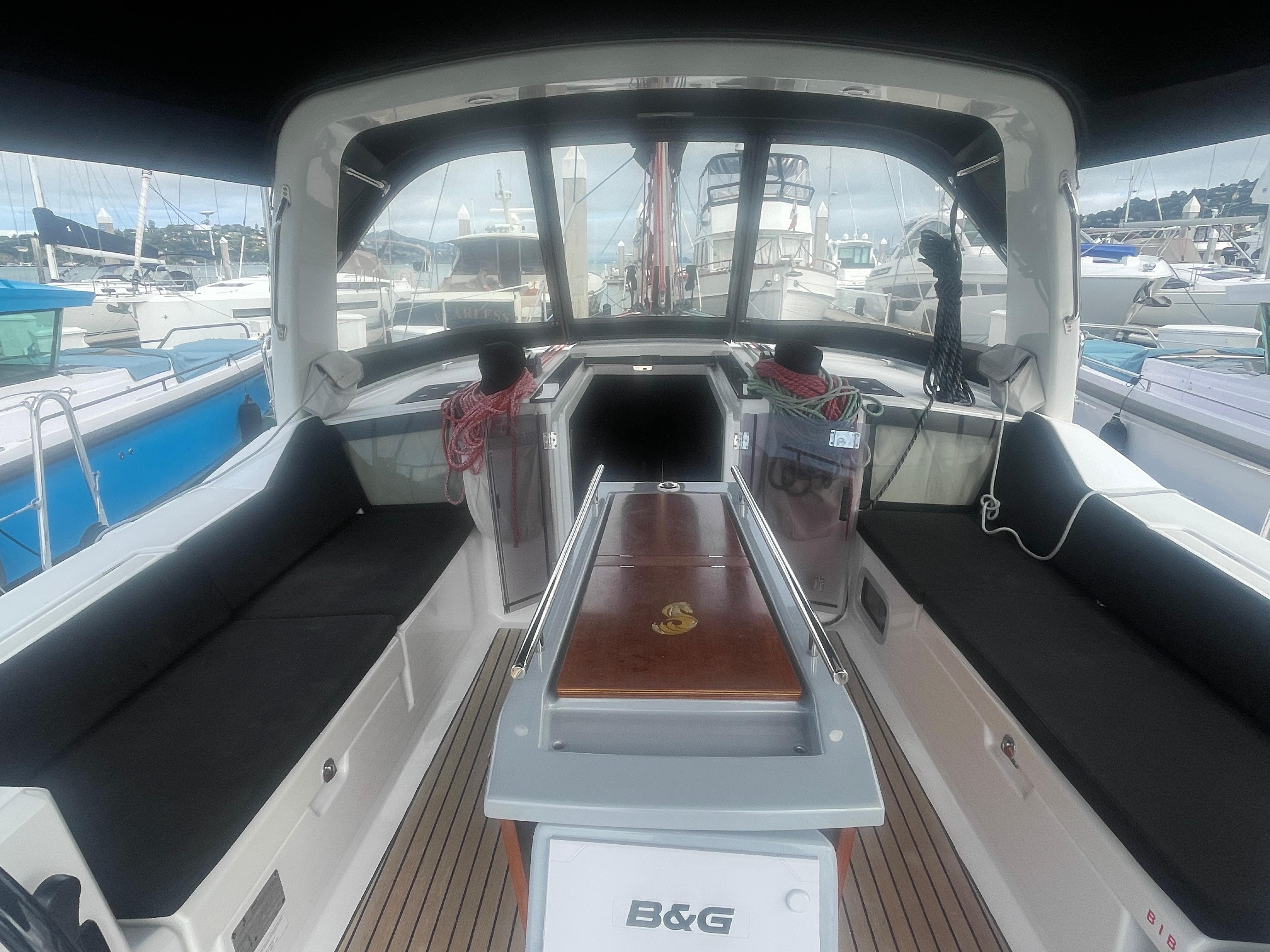 Yacht Photos Pics