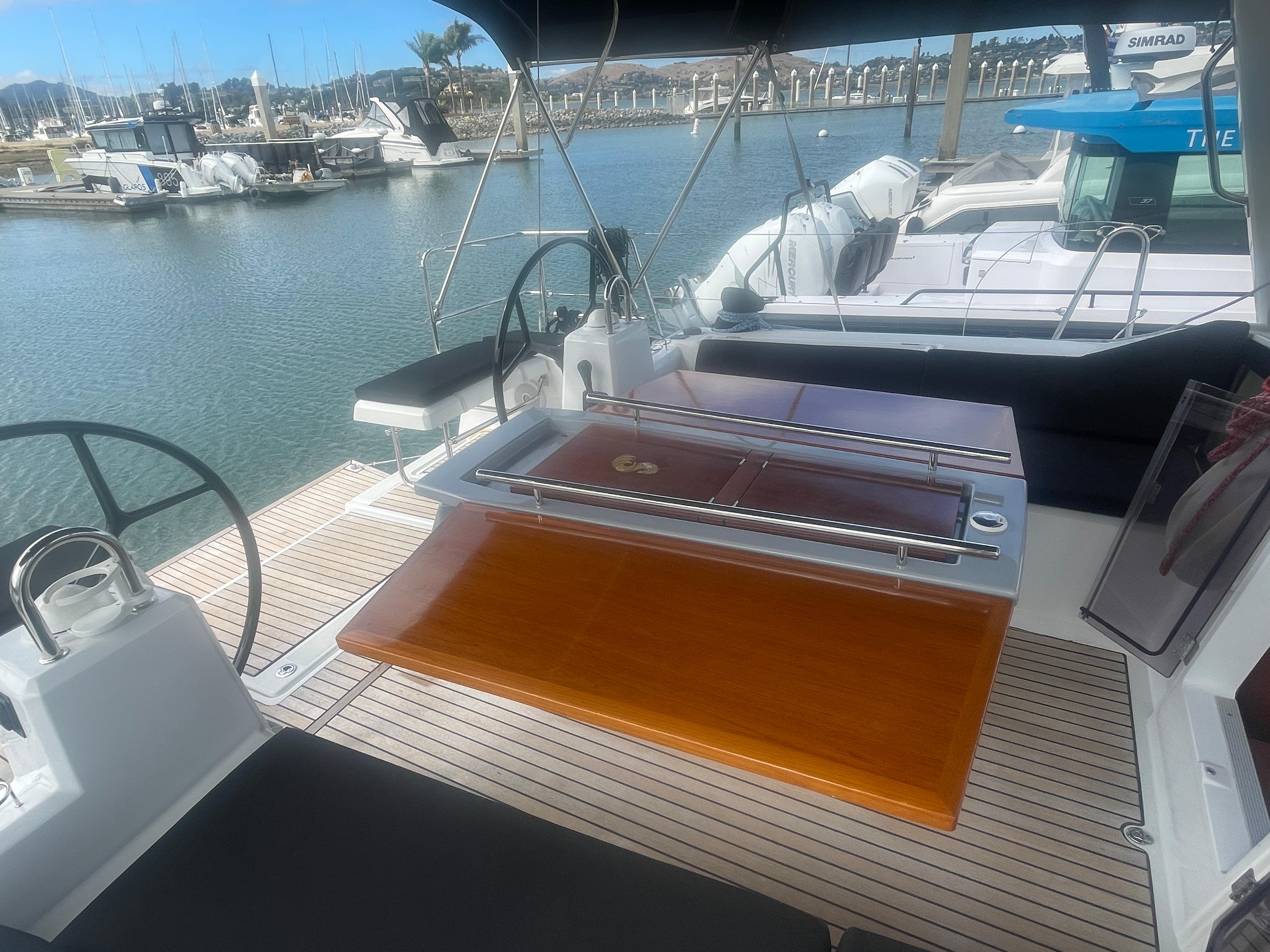 Yacht Photos Pics