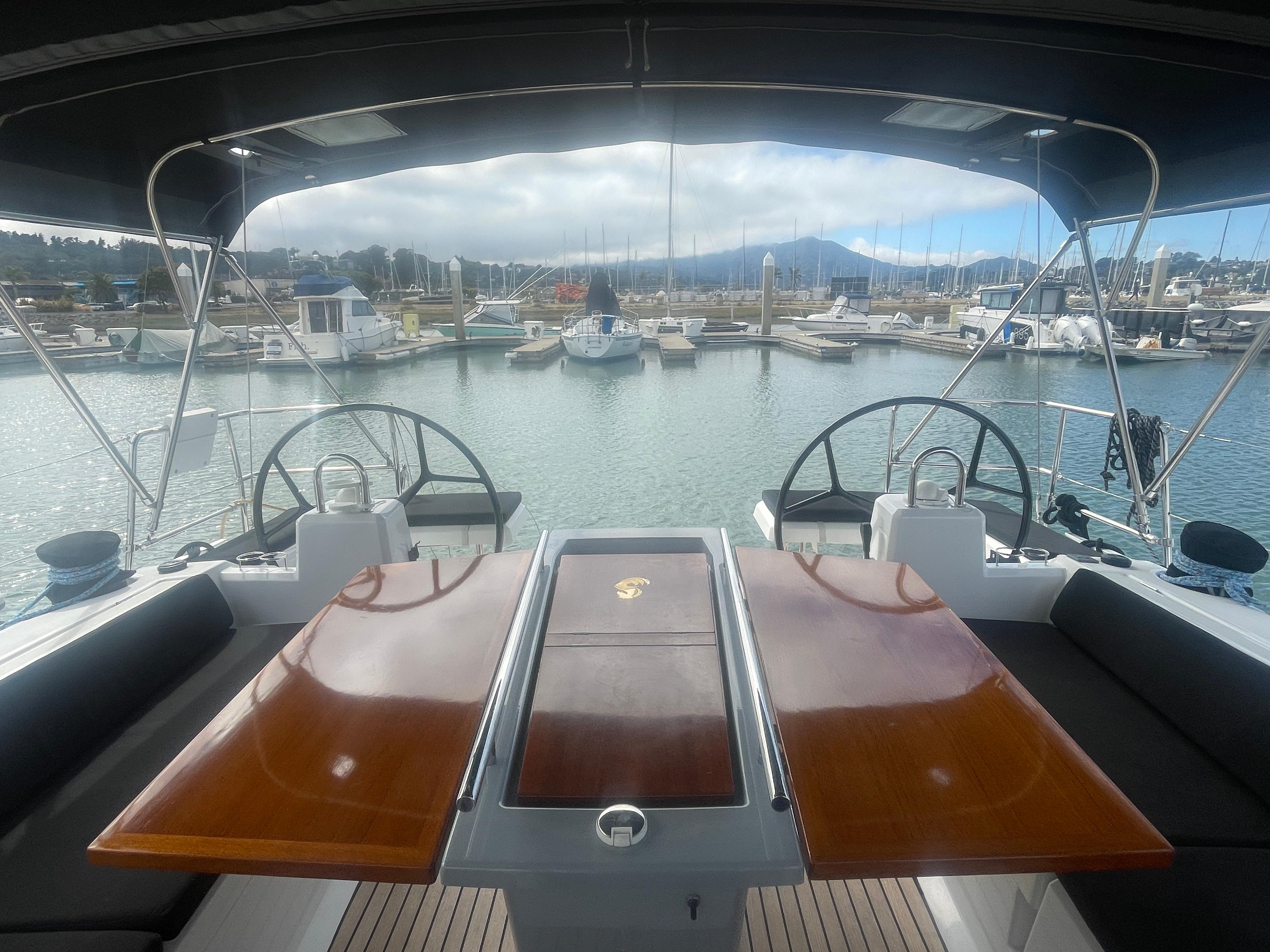 Yacht Photos Pics