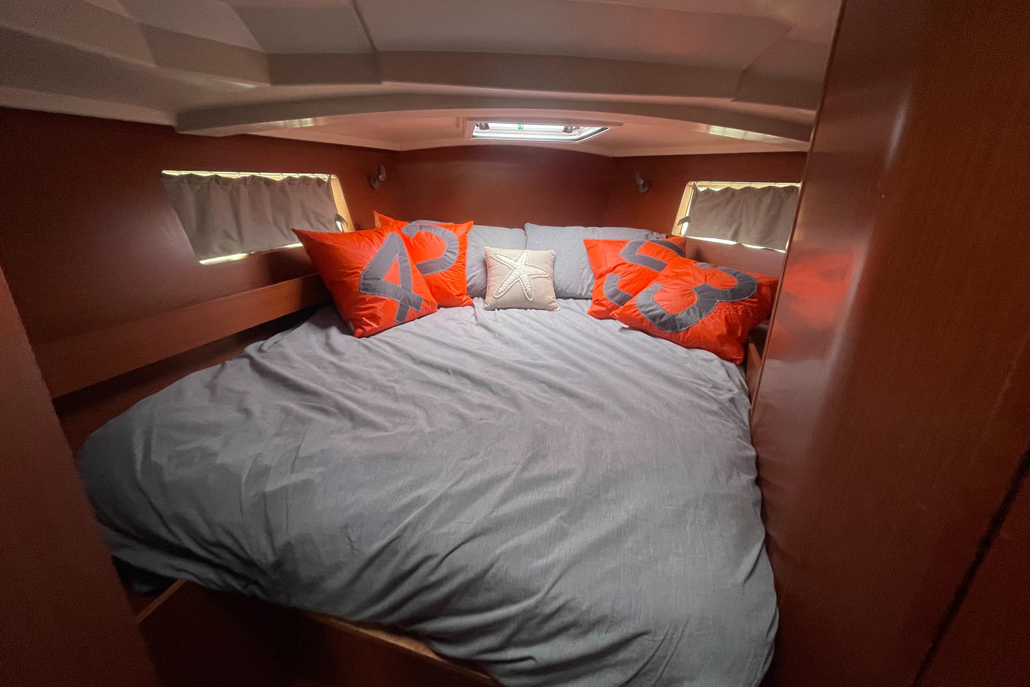 Yacht Photos Pics