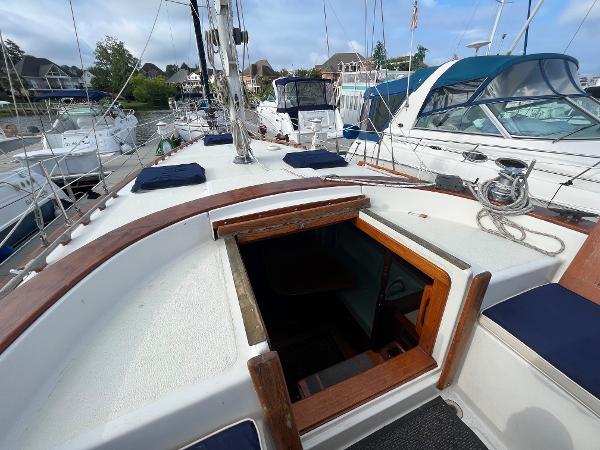 40' Endeavour, Listing Number 100902652, - Photo No. 15