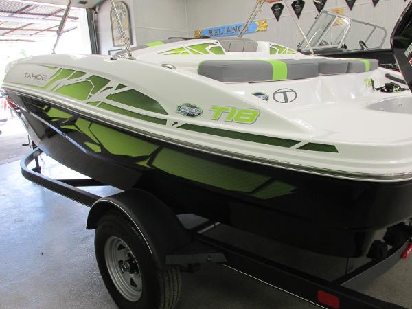 2022 Tahoe boat for sale, model of the boat is T18 & Image # 2 of 15
