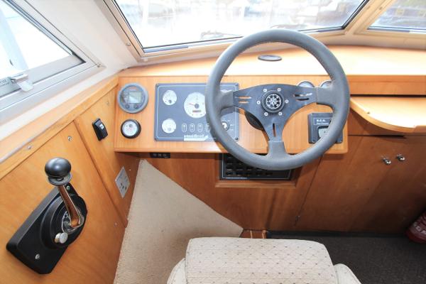 2005 Sheerline 740 Finesse