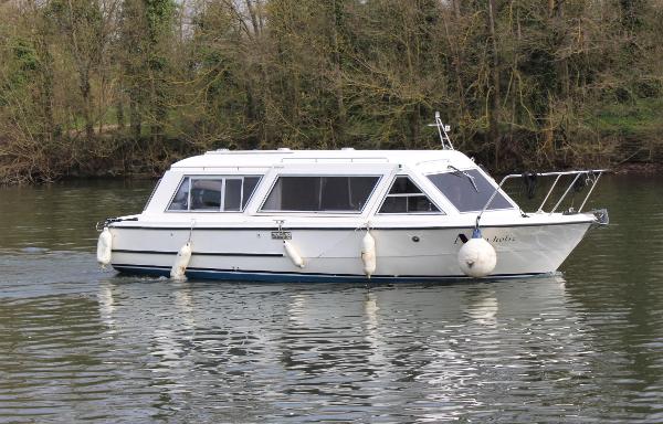 2005 Sheerline 740 Finesse