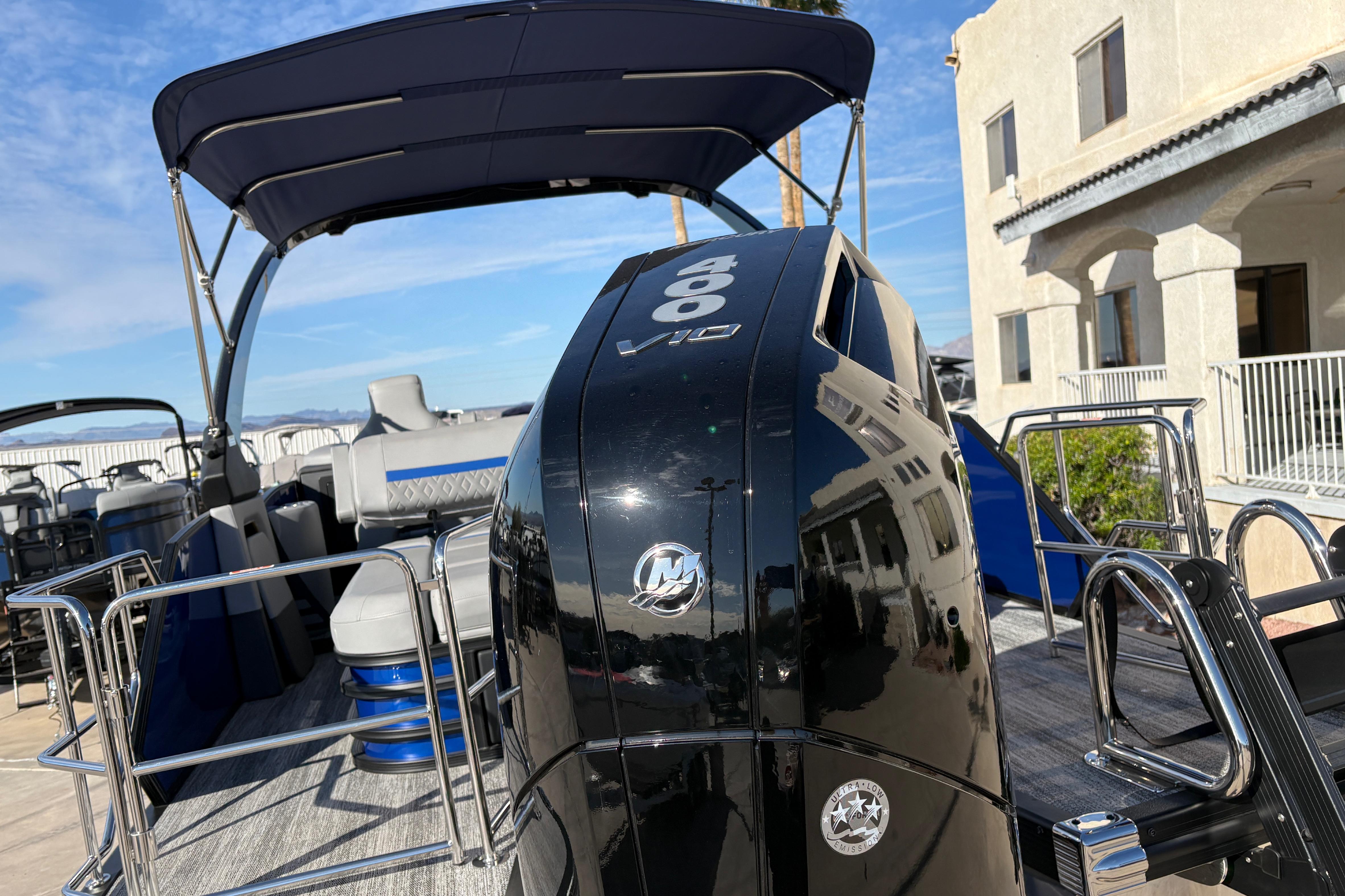 2026 Bennington 26 MCSB #B8473I inventory image at Sun Country Marine Group, Lake Havasu City, AZ