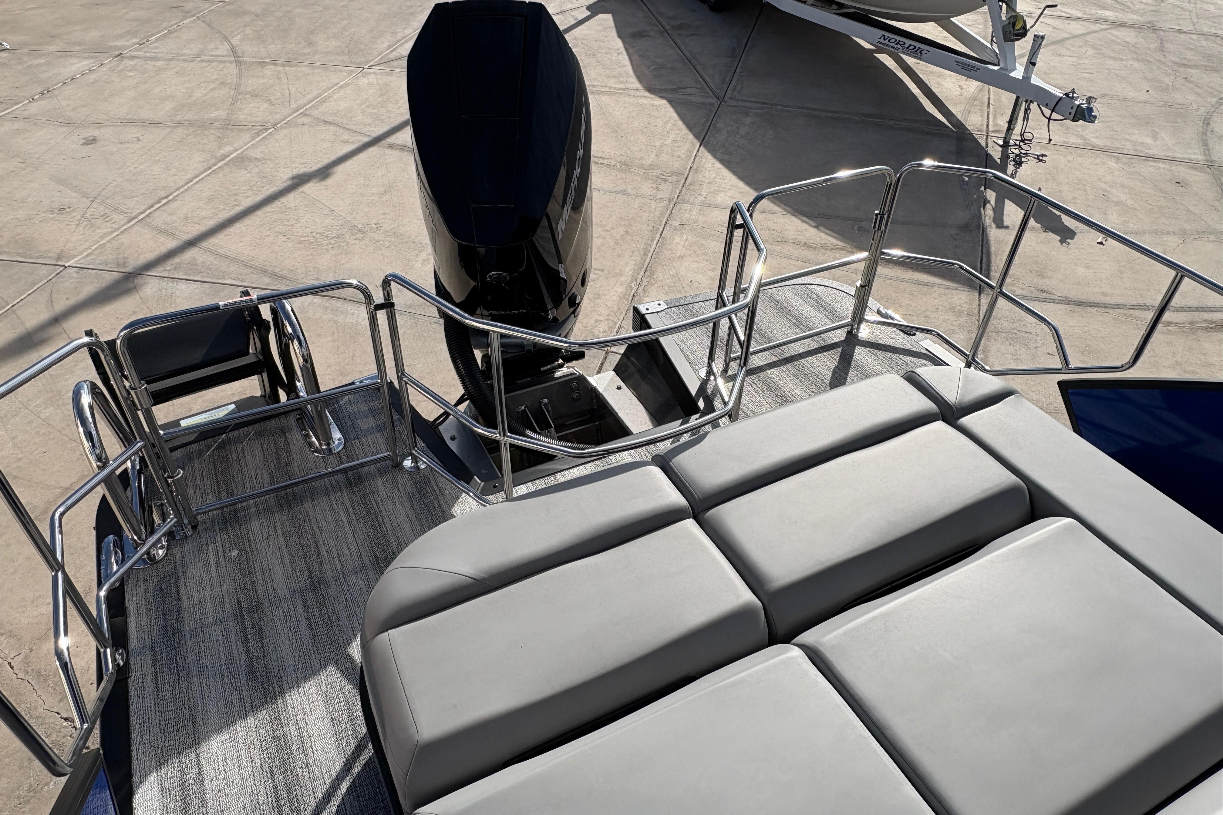 2026 Bennington 26 MCSB #B8473I inventory image at Sun Country Marine Group, Lake Havasu City, AZ