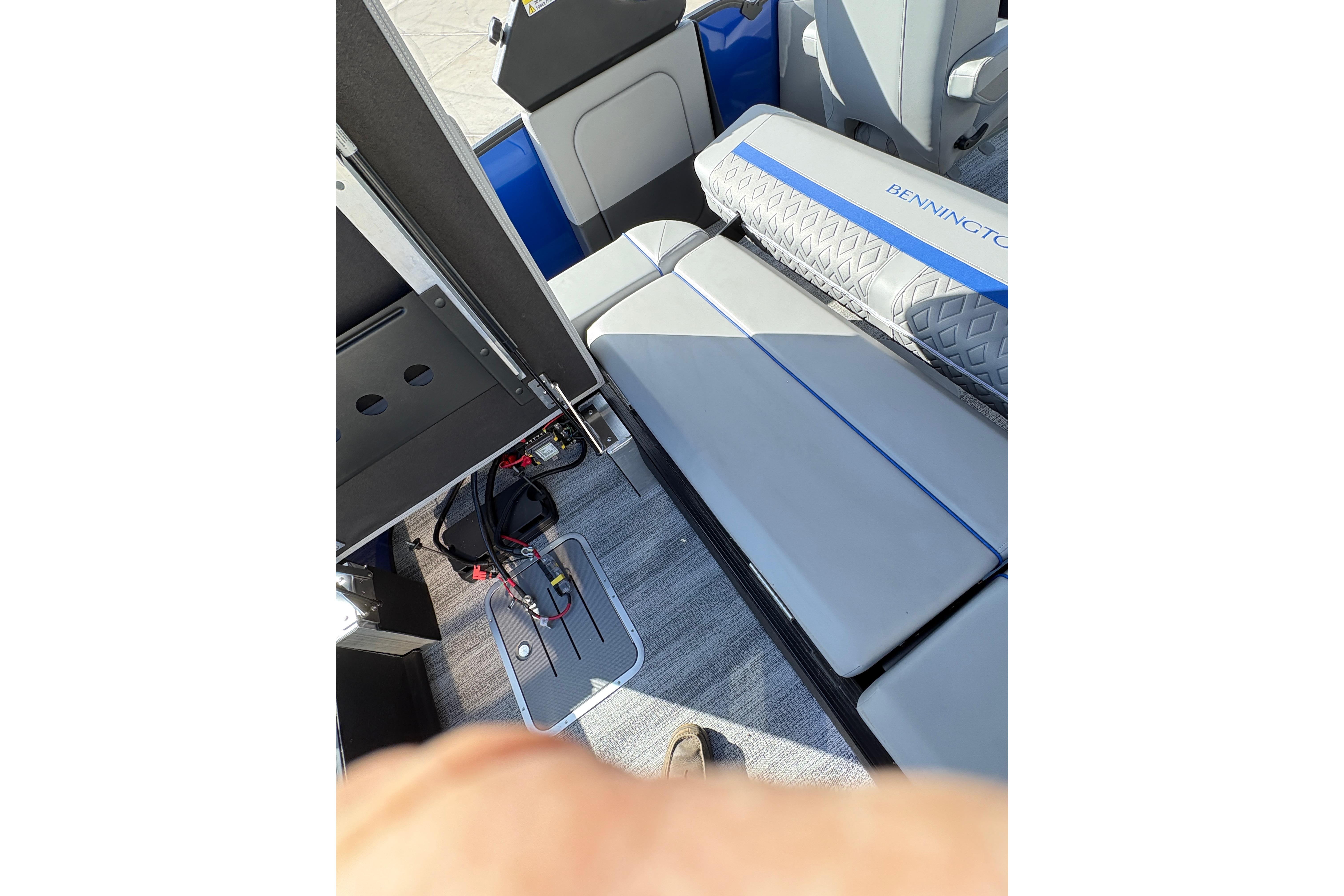 2026 Bennington 26 MCSB #B8473I inventory image at Sun Country Marine Group, Lake Havasu City, AZ