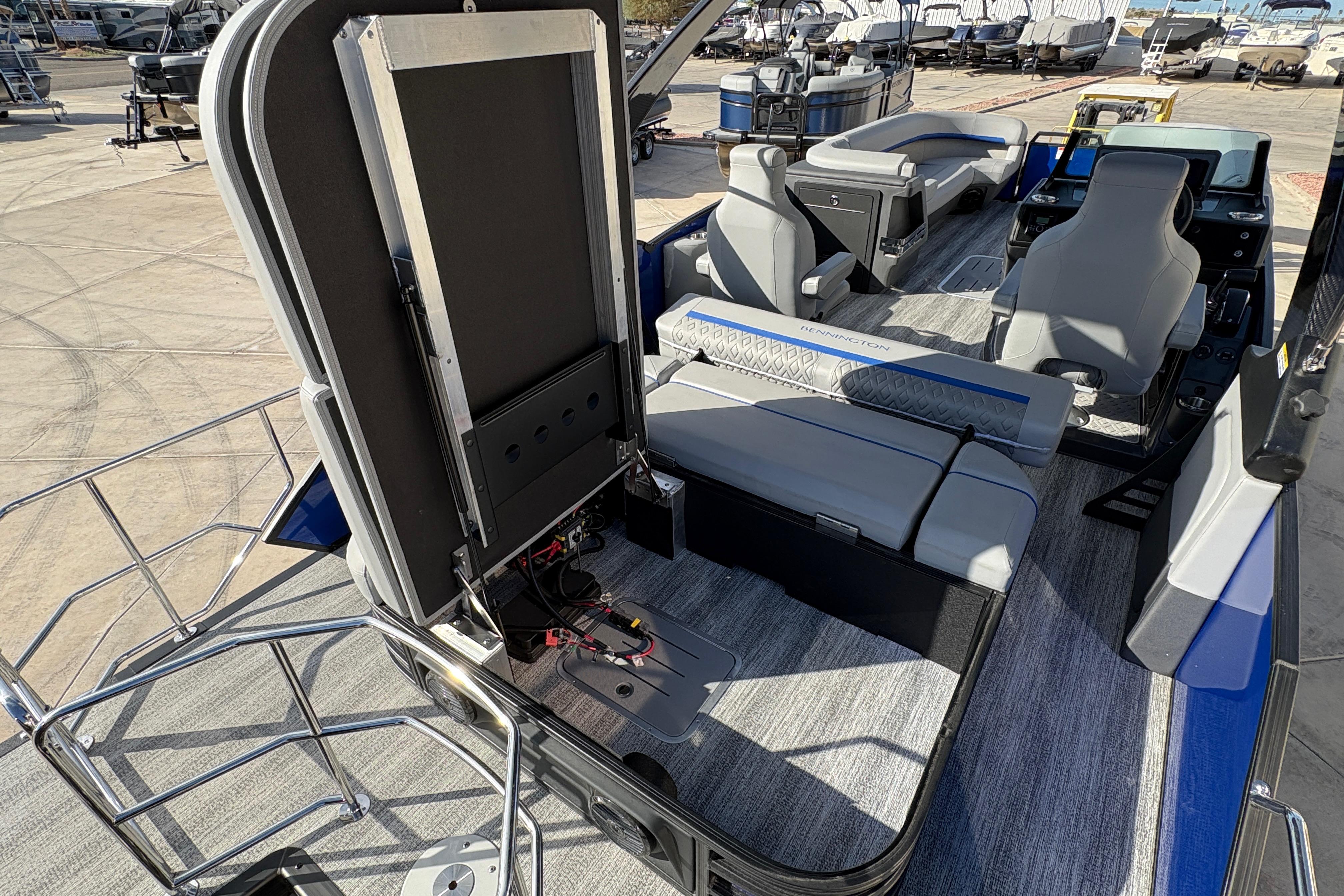 2026 Bennington 26 MCSB #B8473I inventory image at Sun Country Marine Group, Lake Havasu City, AZ