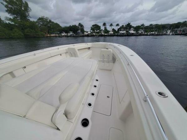 39' Invincible, Listing Number 100912811, - Photo No. 10