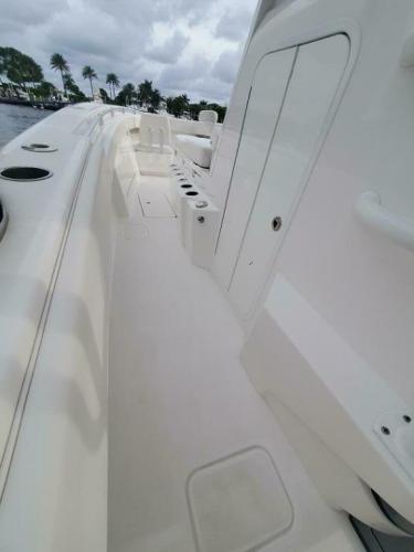 39' Invincible, Listing Number 100912811, - Photo No. 15