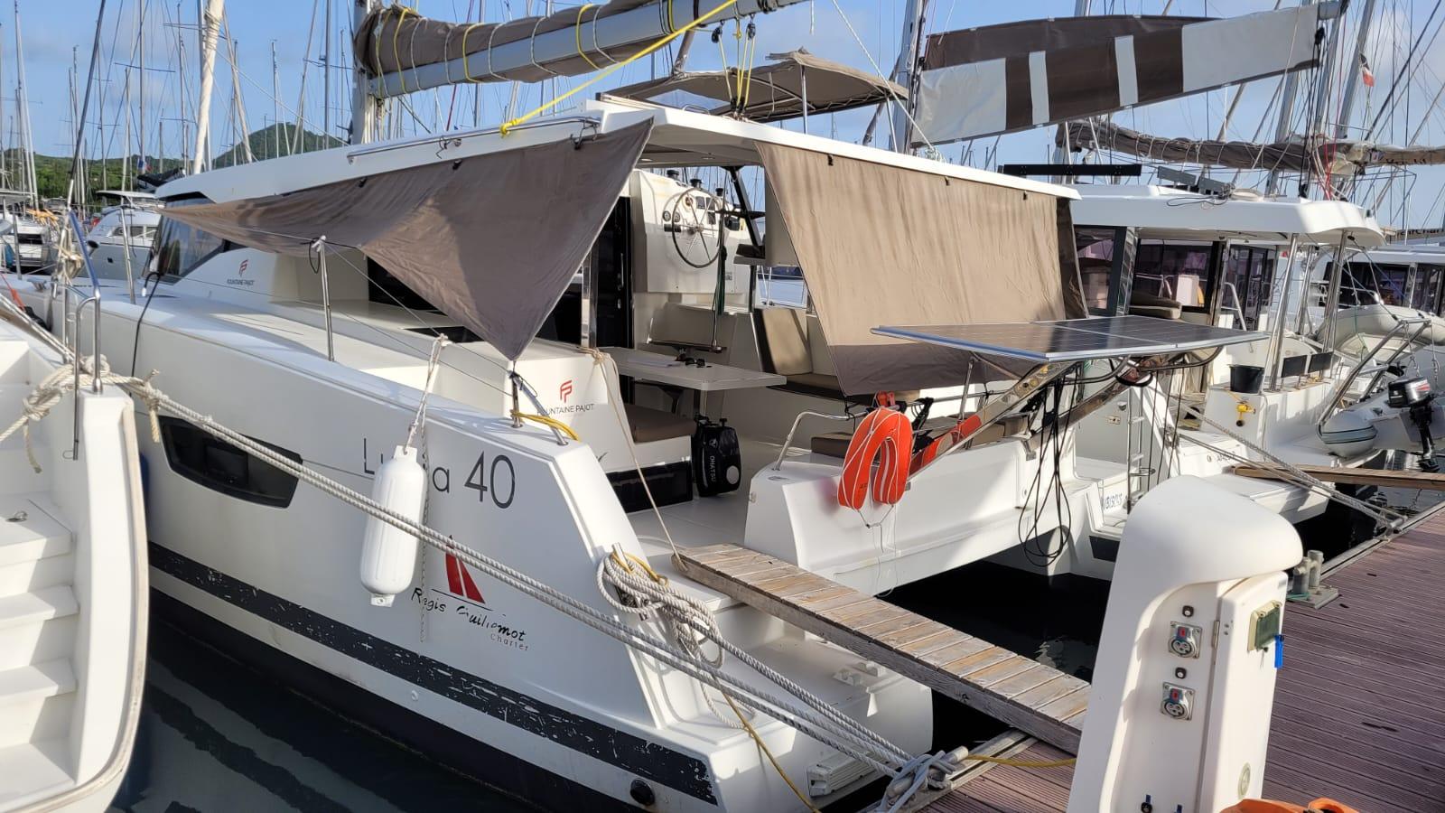 Hibiscus Yacht Photos Pics Fountaine Pajot Lucia 40