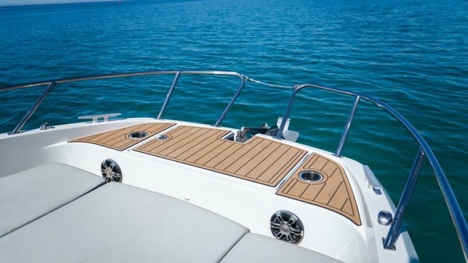 Yacht Photos Pics