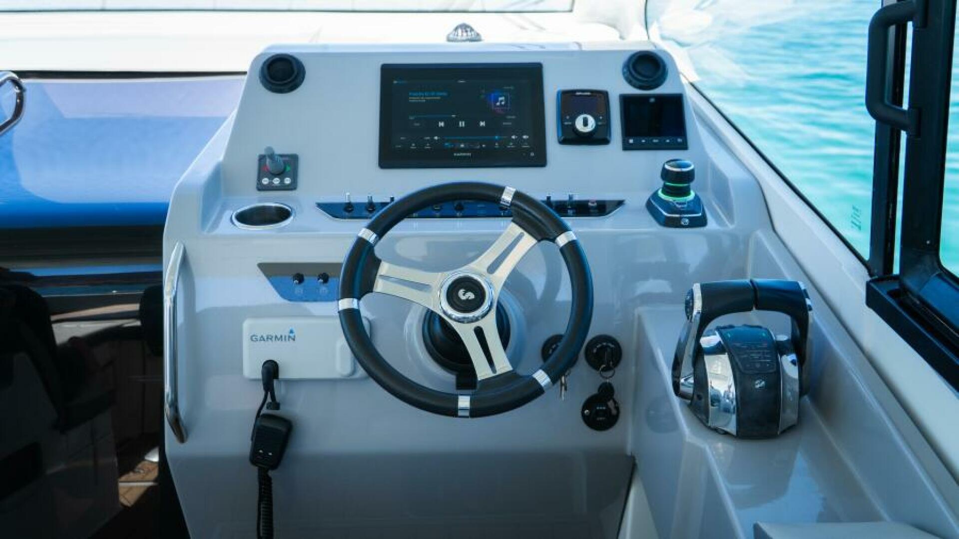 Yacht Photos Pics