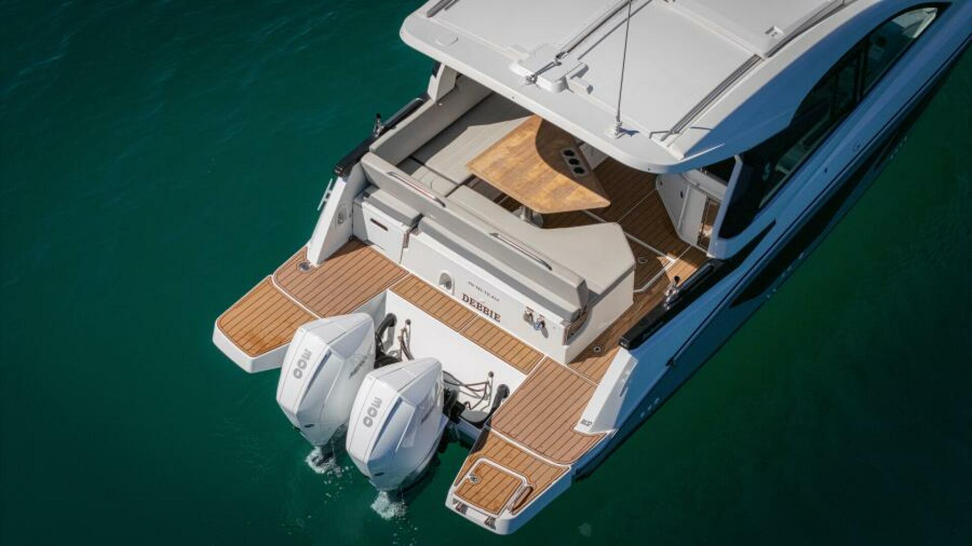 Yacht Photos Pics